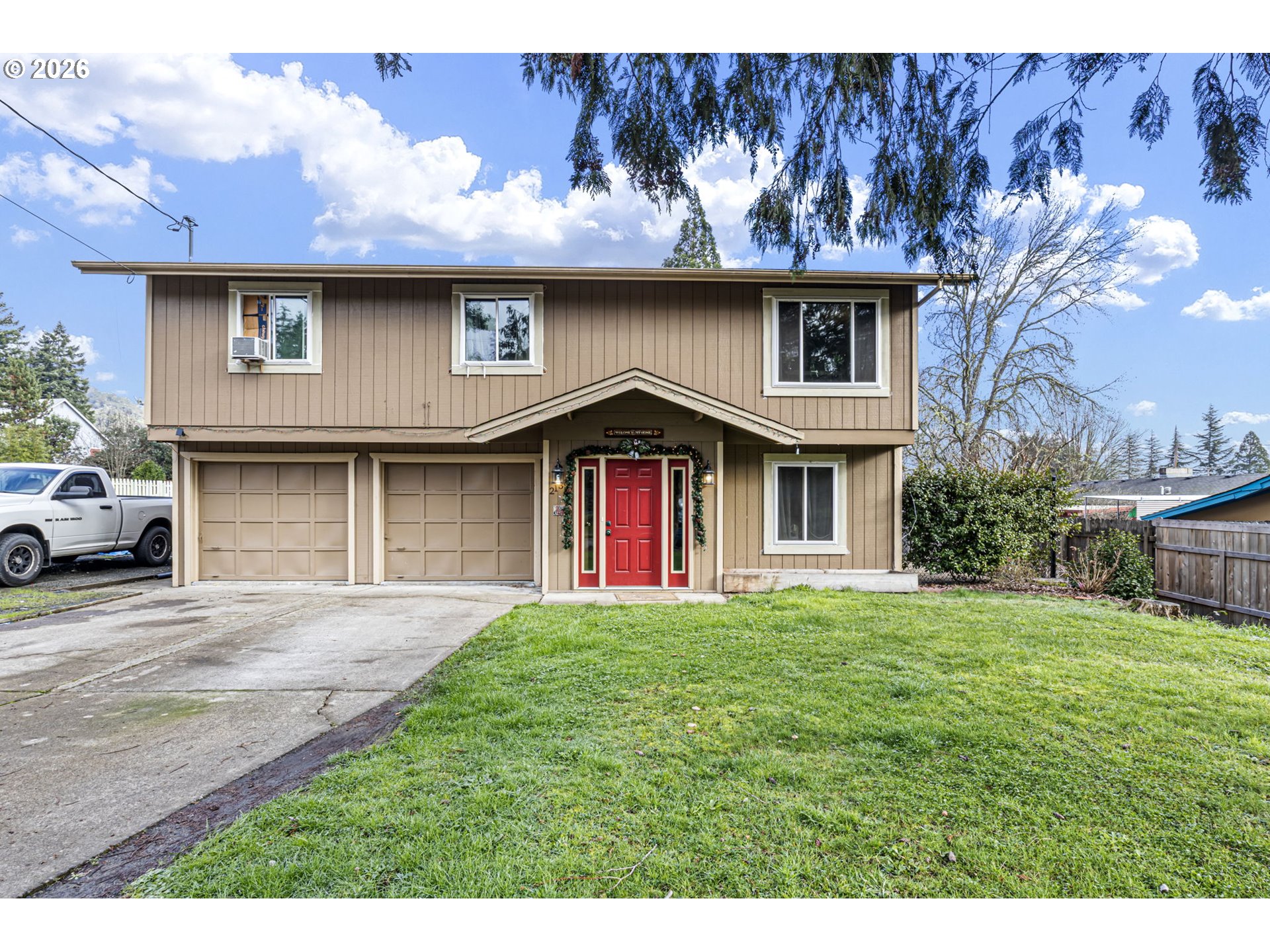 2133 WATTERS ST, Roseburg, OR 97471