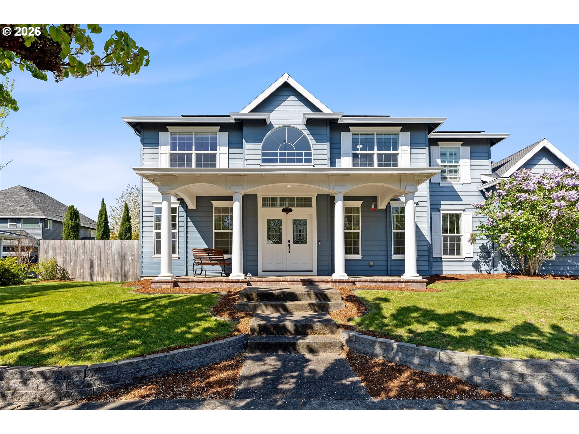 211 HAZELNUT DR, Newberg, OR 97132