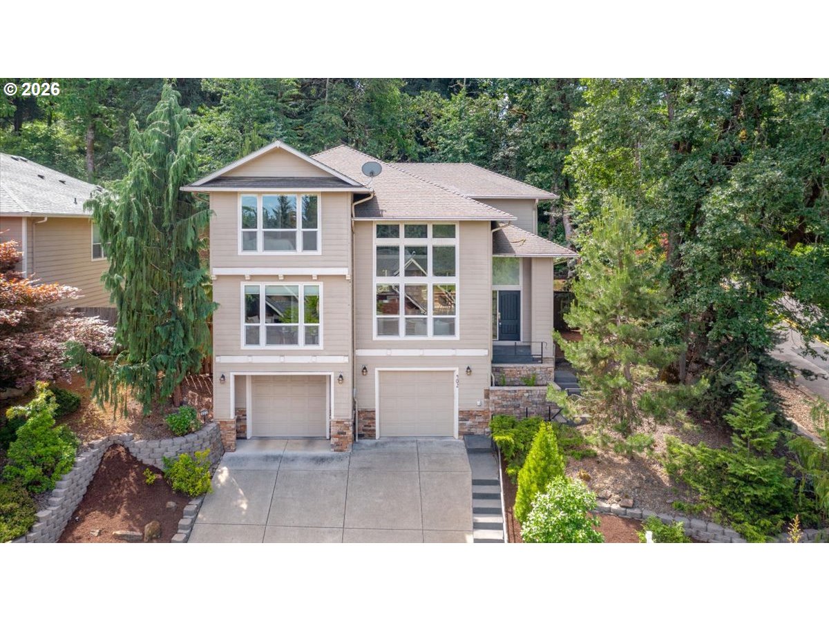 402 LA CRESTA DR, Salem, OR 97306