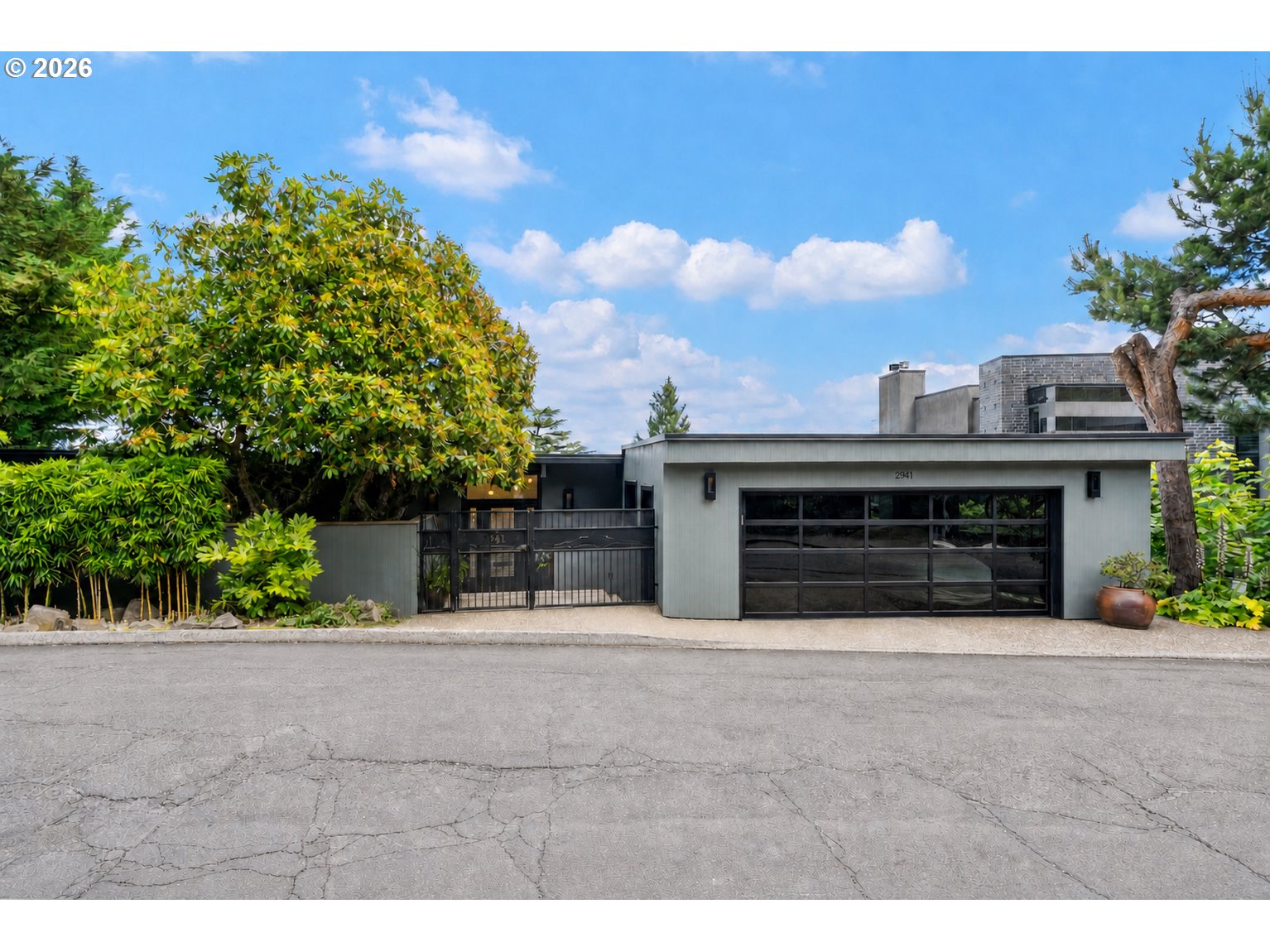 2941 LURAY TER
