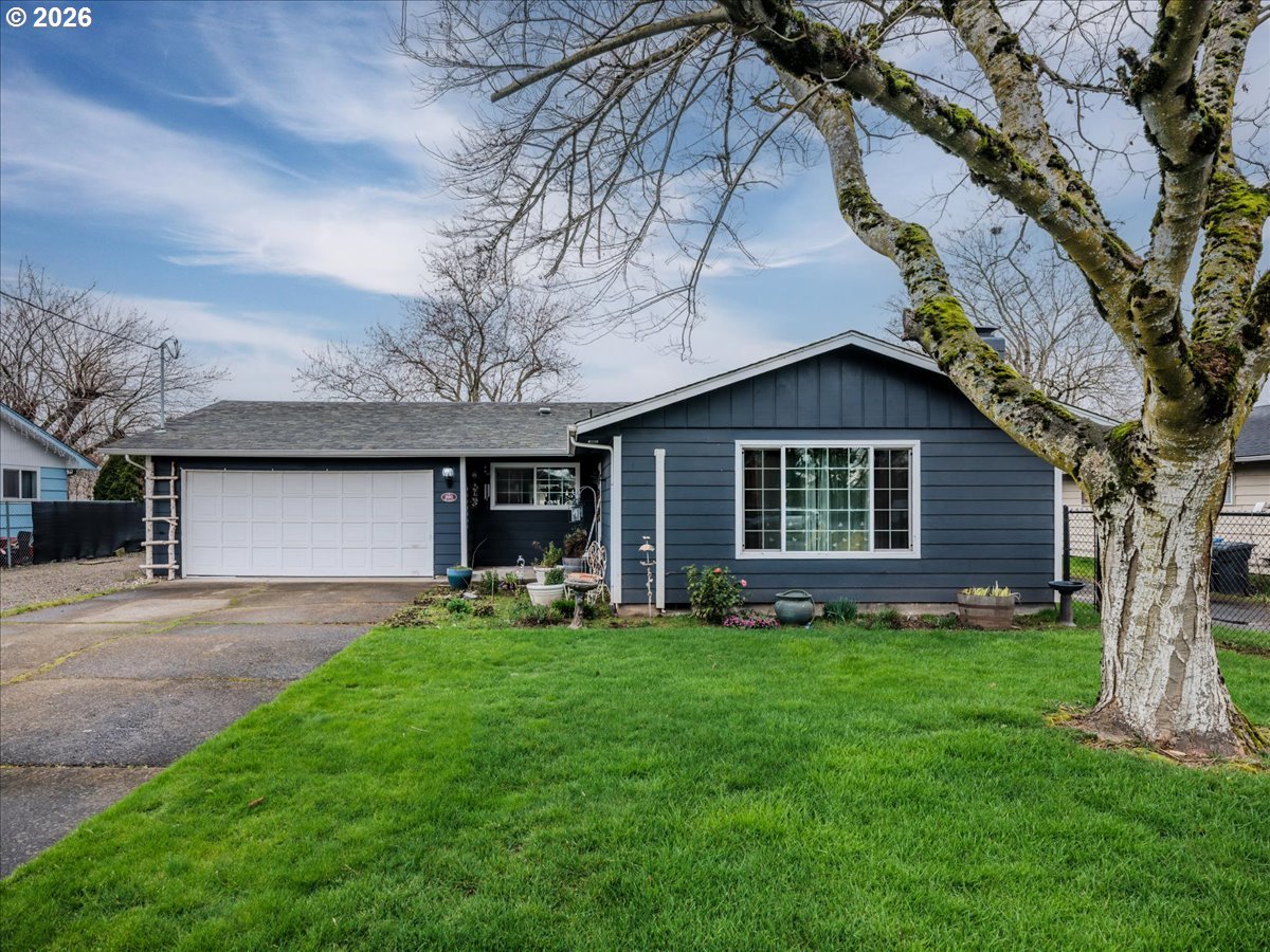 889 45TH AVE, Salem, OR 97301