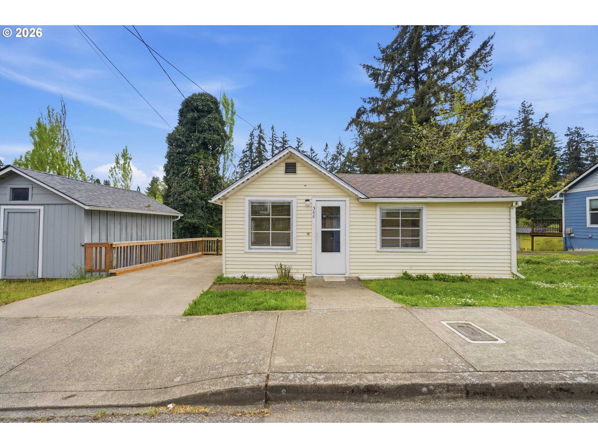 308 2ND ST, McMinnville, OR 97128