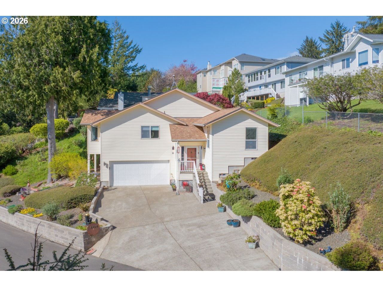 3520 Ocean View DR, Florence, OR 97439