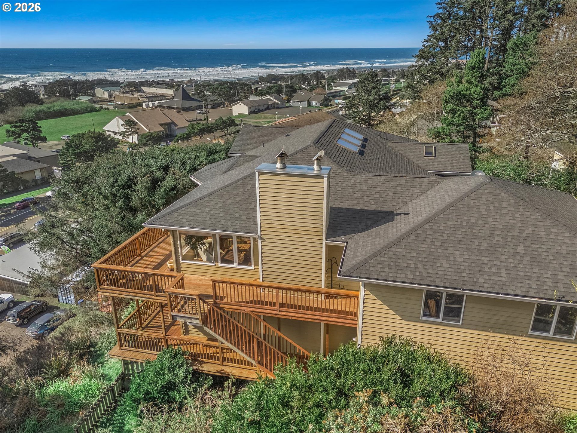 407 KING ST, Yachats, OR 97498