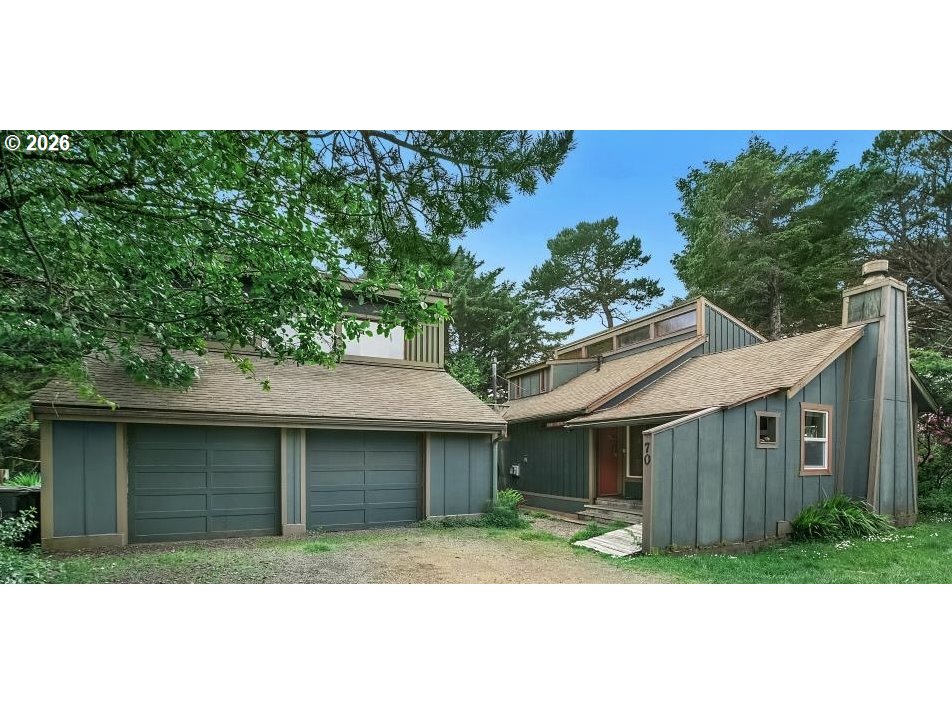 70 KNOXVILLE ST, Yachats, OR 97498