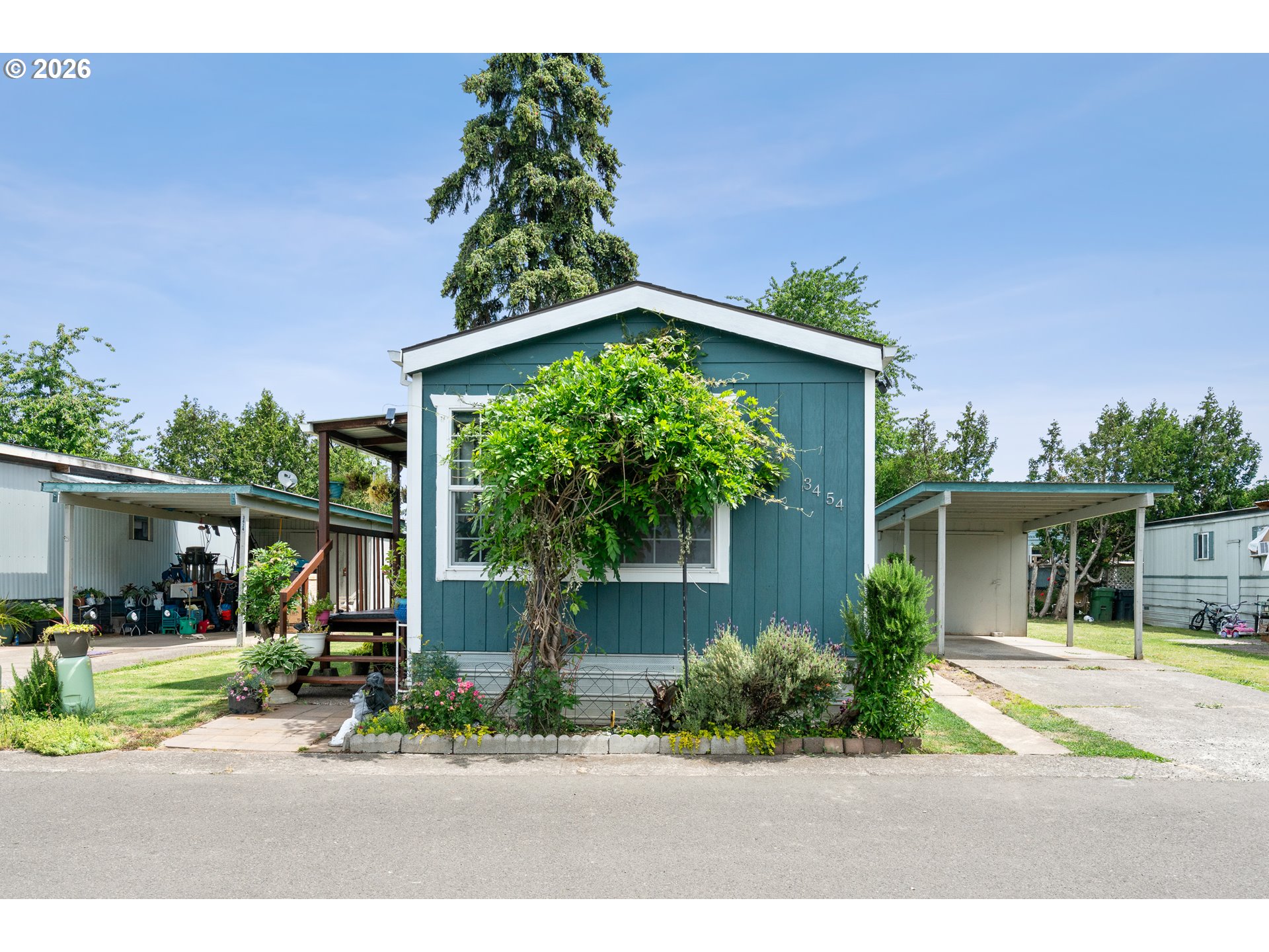 3454 Rudometkin DR, Hubbard, OR 97032