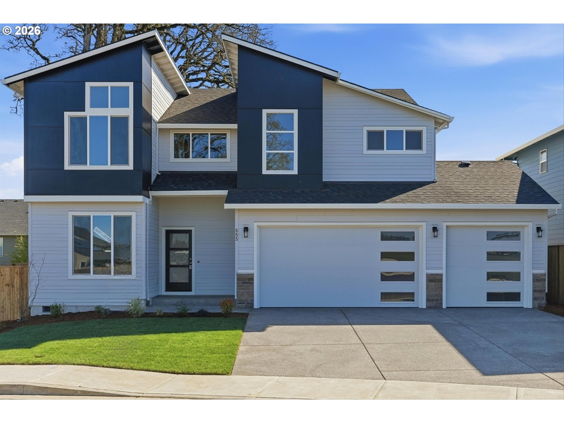 655 Cleveland ST, Carlton, OR 97111