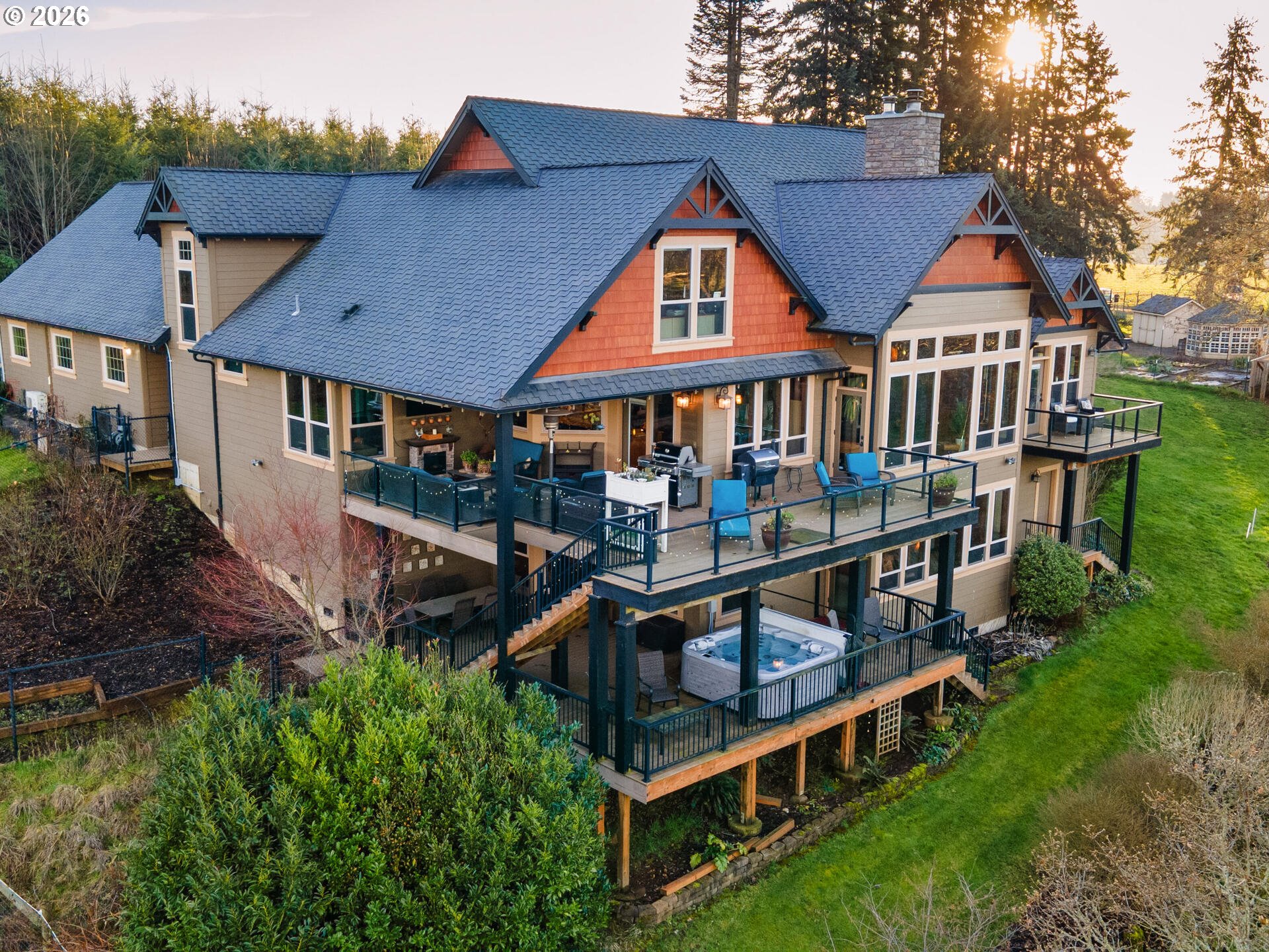 7118 GRANDVIEW AVE, ScottsMills, OR 97375