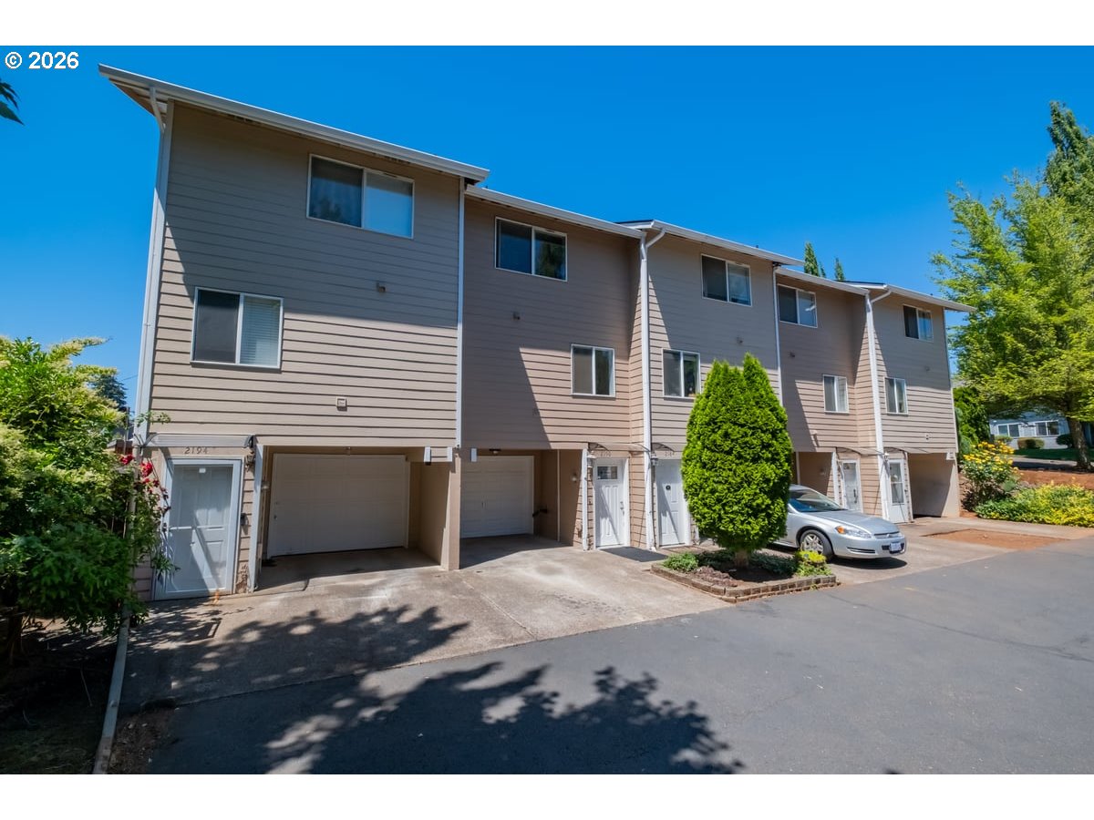 2190 MAPLEWOOD DR, Salem, OR 97306