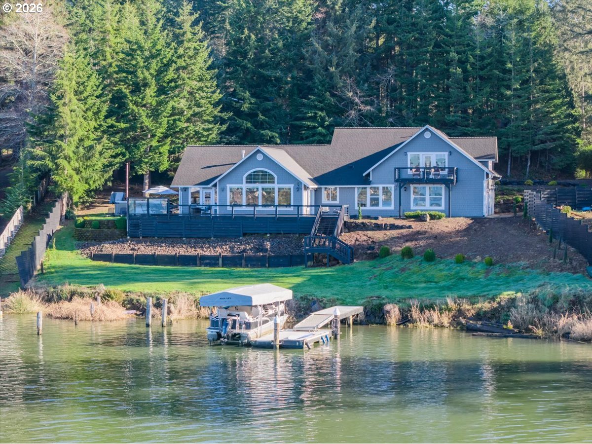 2095 EAST DEVILS LAKE RD, Otis, OR 97368