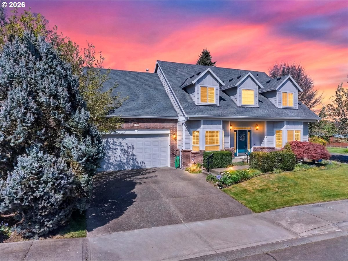 1125 32ND PL, ForestGrove, OR 97116