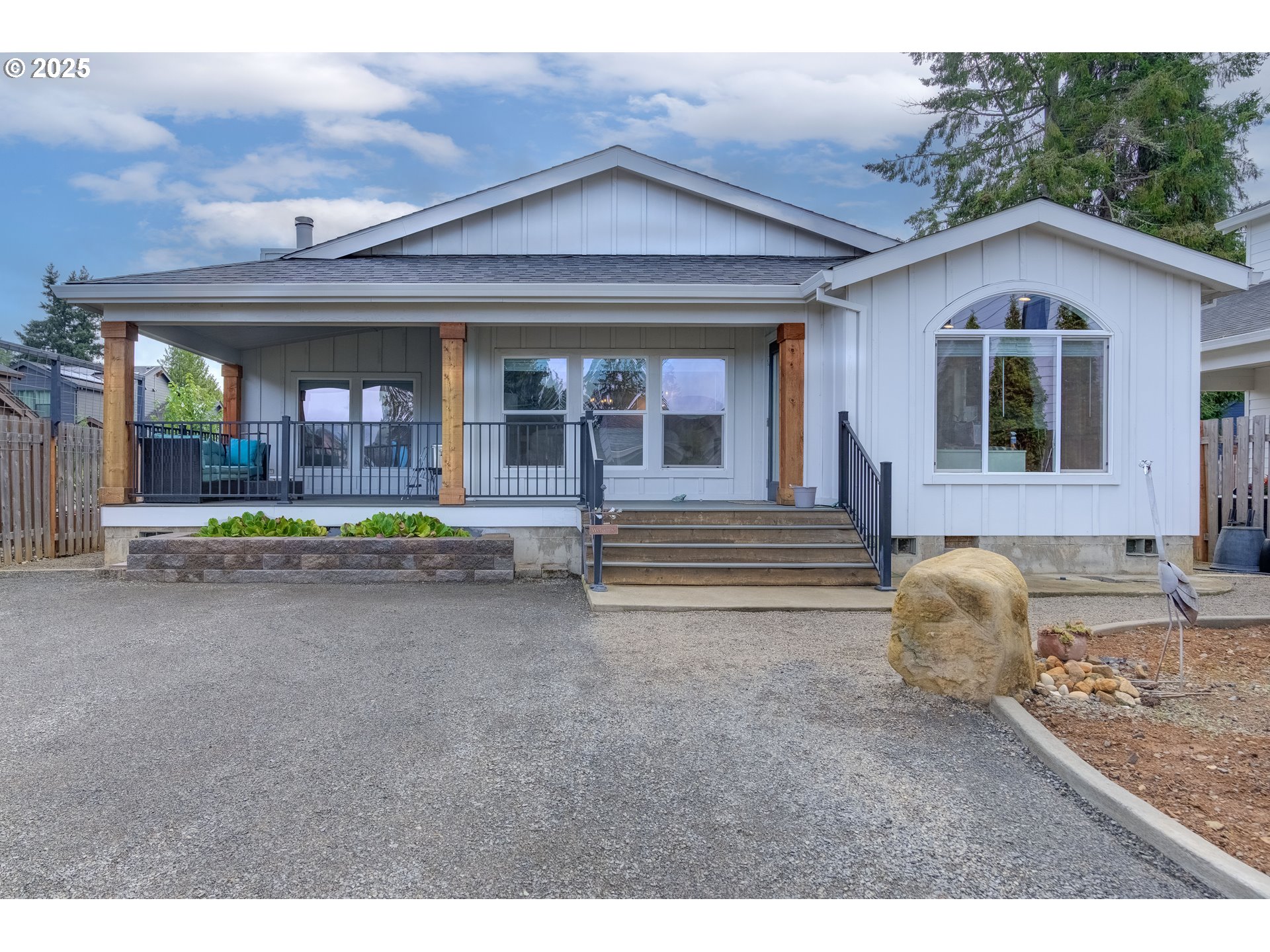 886 BONNIE BURKE DR, Estacada, OR 97023
