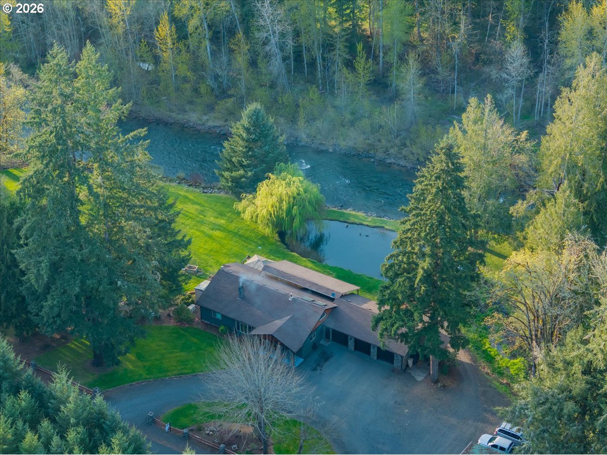 42801 ISLAND INN DR, Lebanon, OR 97355