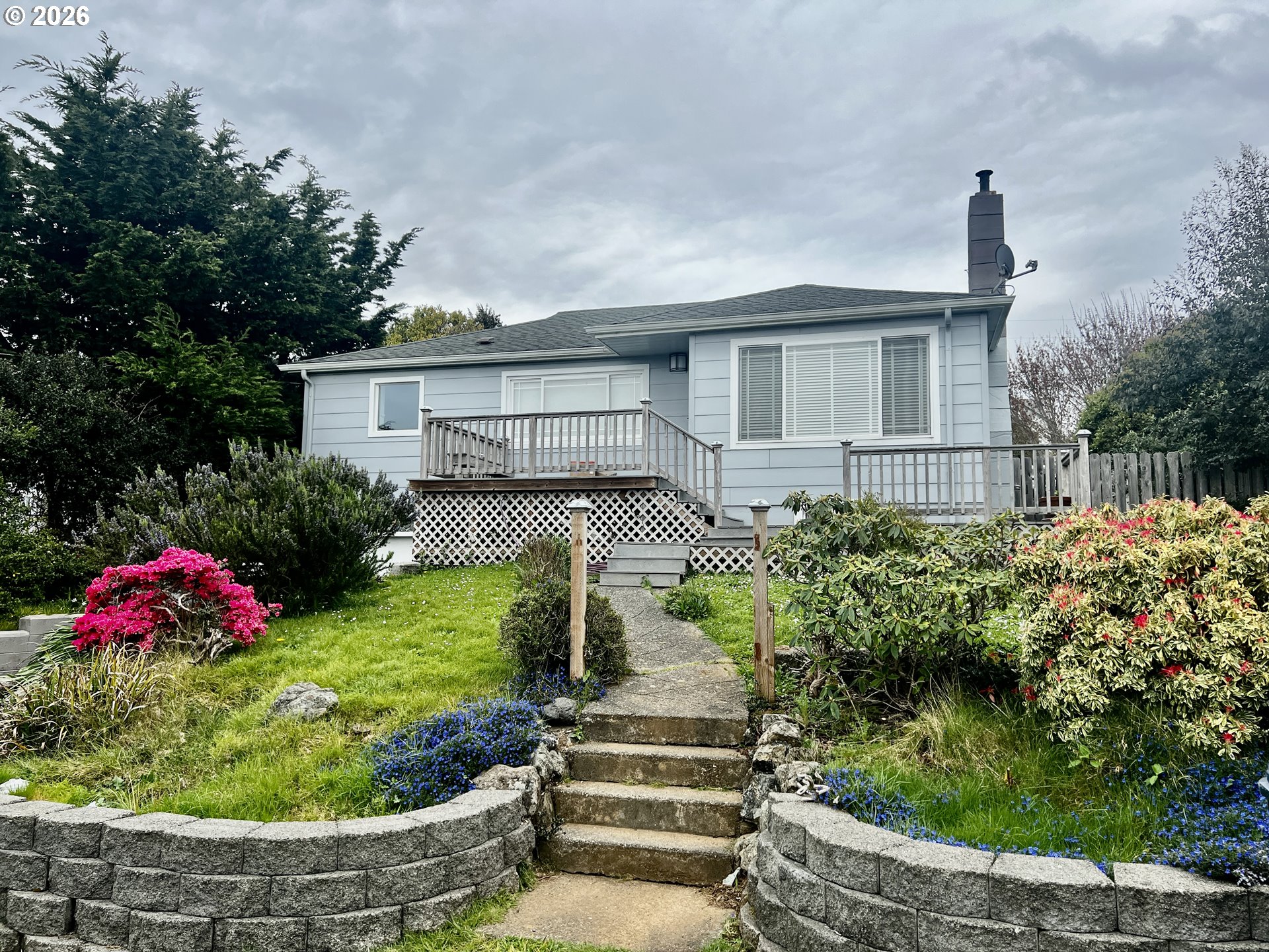 94251 2ND ST, GoldBeach, OR 97444