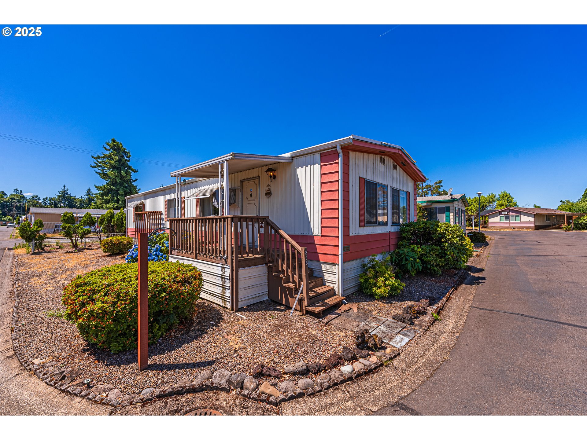 5335 MAIN ST, Springfield, OR 97478
