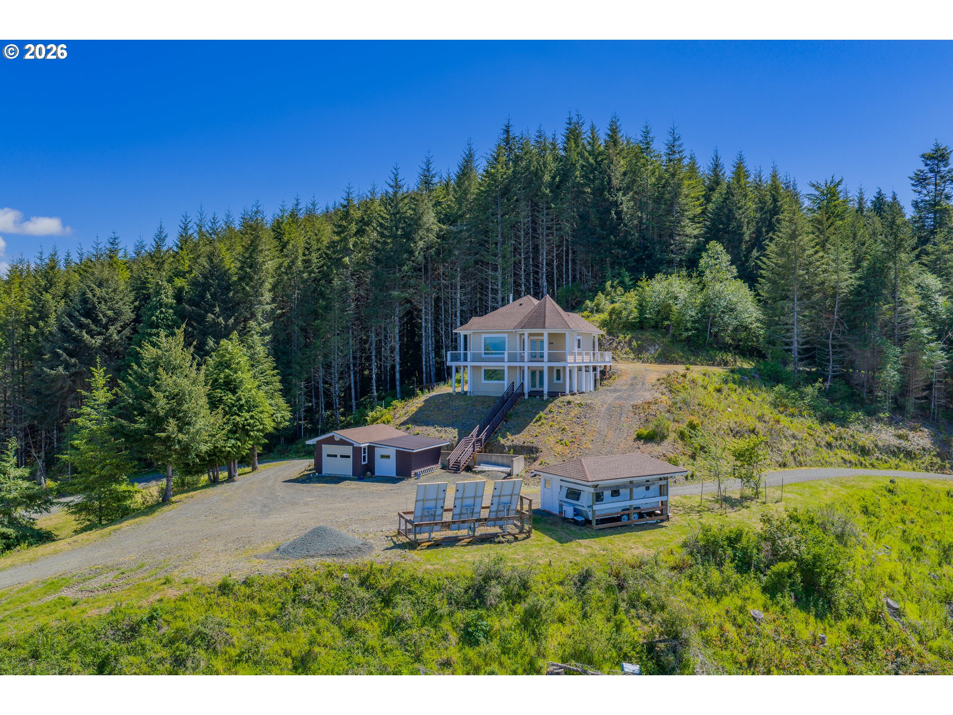 46345 DEMENT CREEK RD, MyrtlePoint, OR 97458