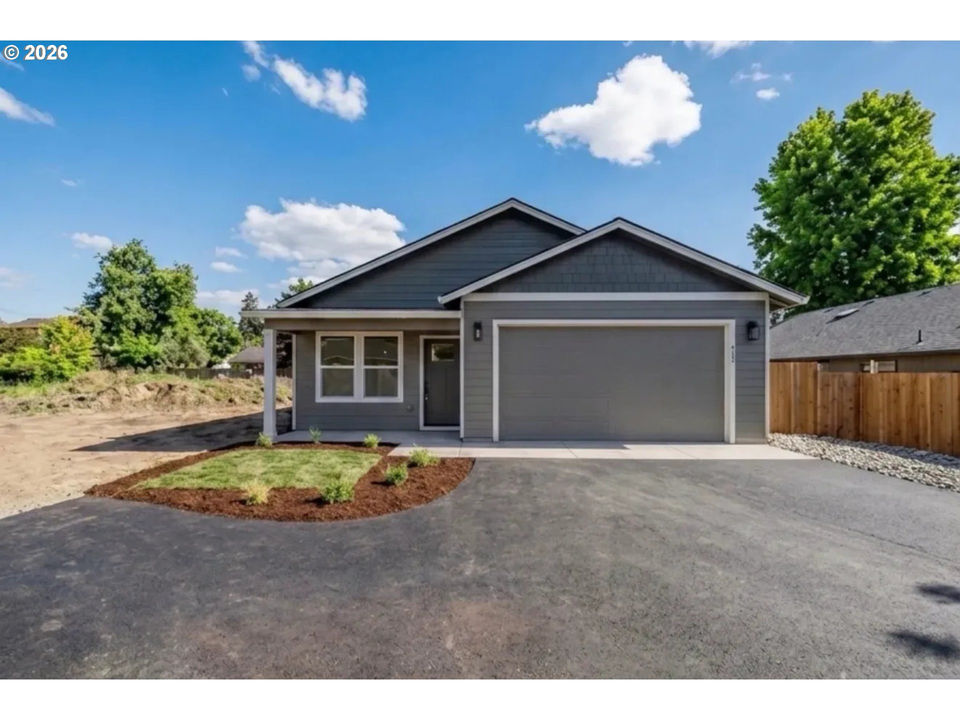 730 E Elmore ST, Lebanon, OR 97355
