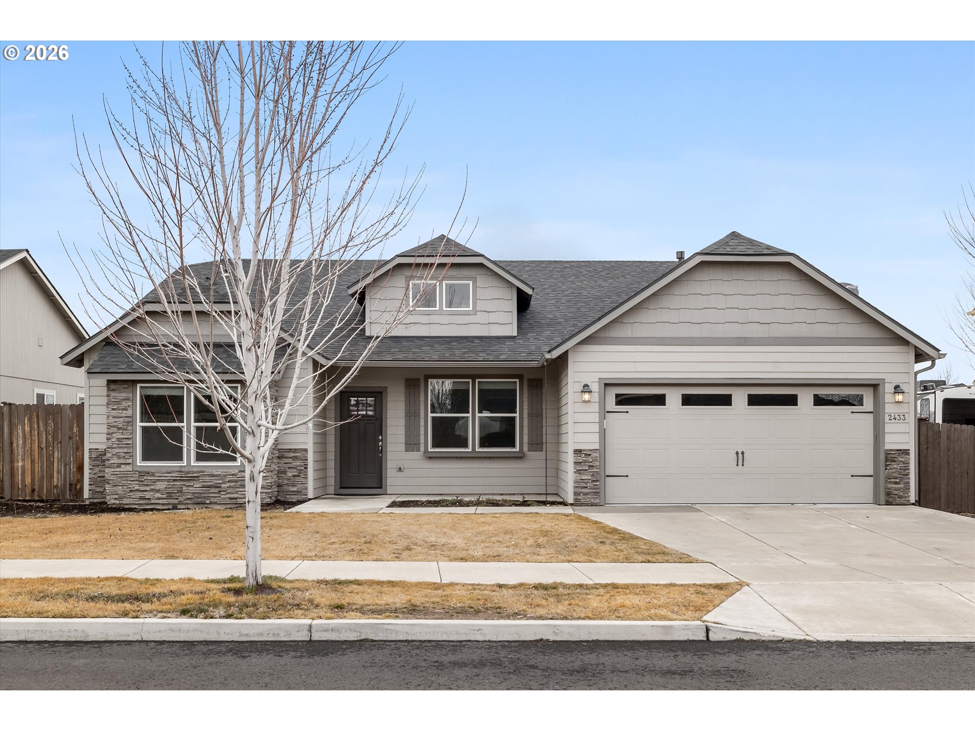 2433 HAZELWOOD AVE, Redmond, OR 97756