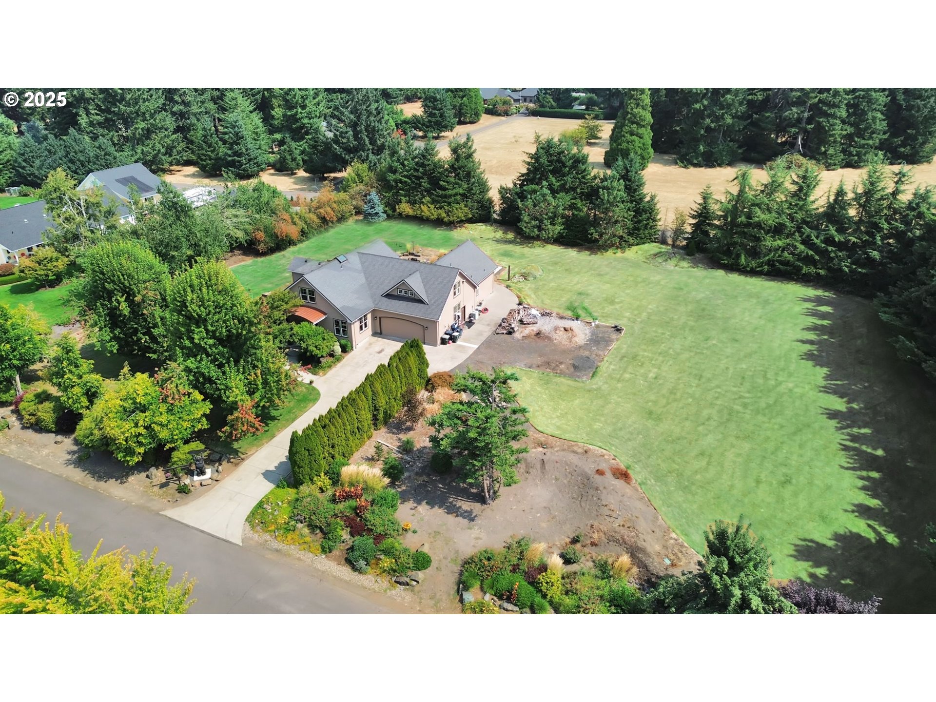 84545 DREW LN, PleasantHill, OR 97455