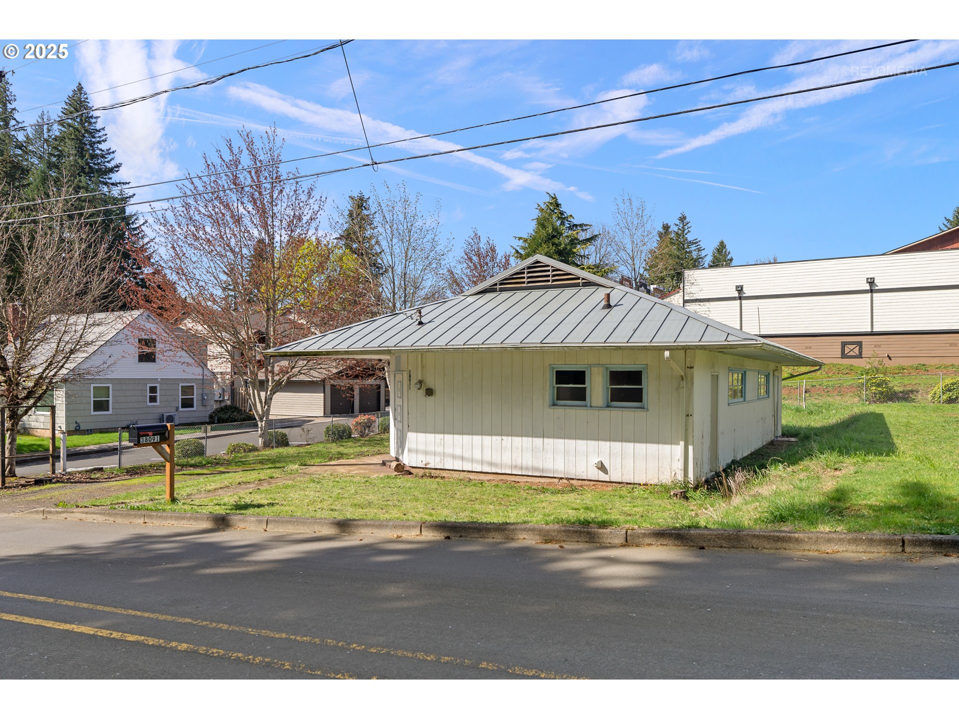 38091 SUNSET ST, Sandy, OR 97055