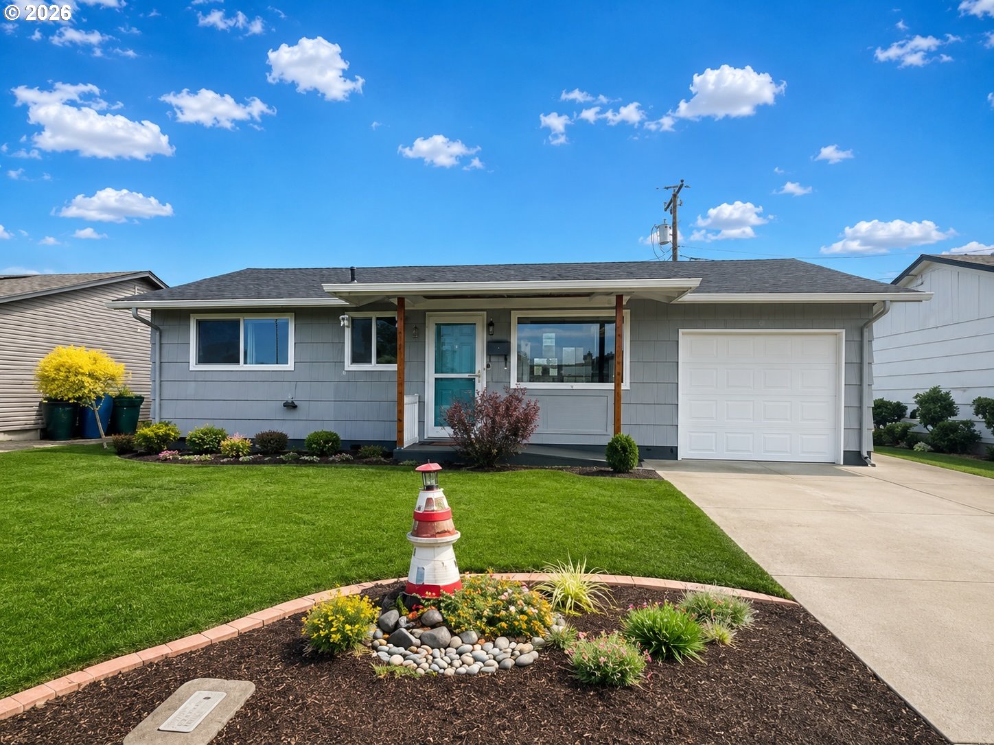 2080 UMPQUA RD, Woodburn, OR 97071