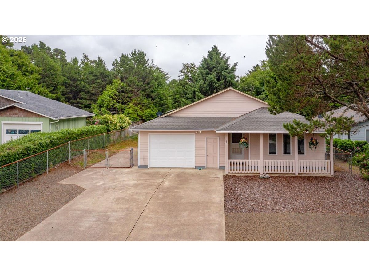 50 PACIFIC ST, DepoeBay, OR 97341