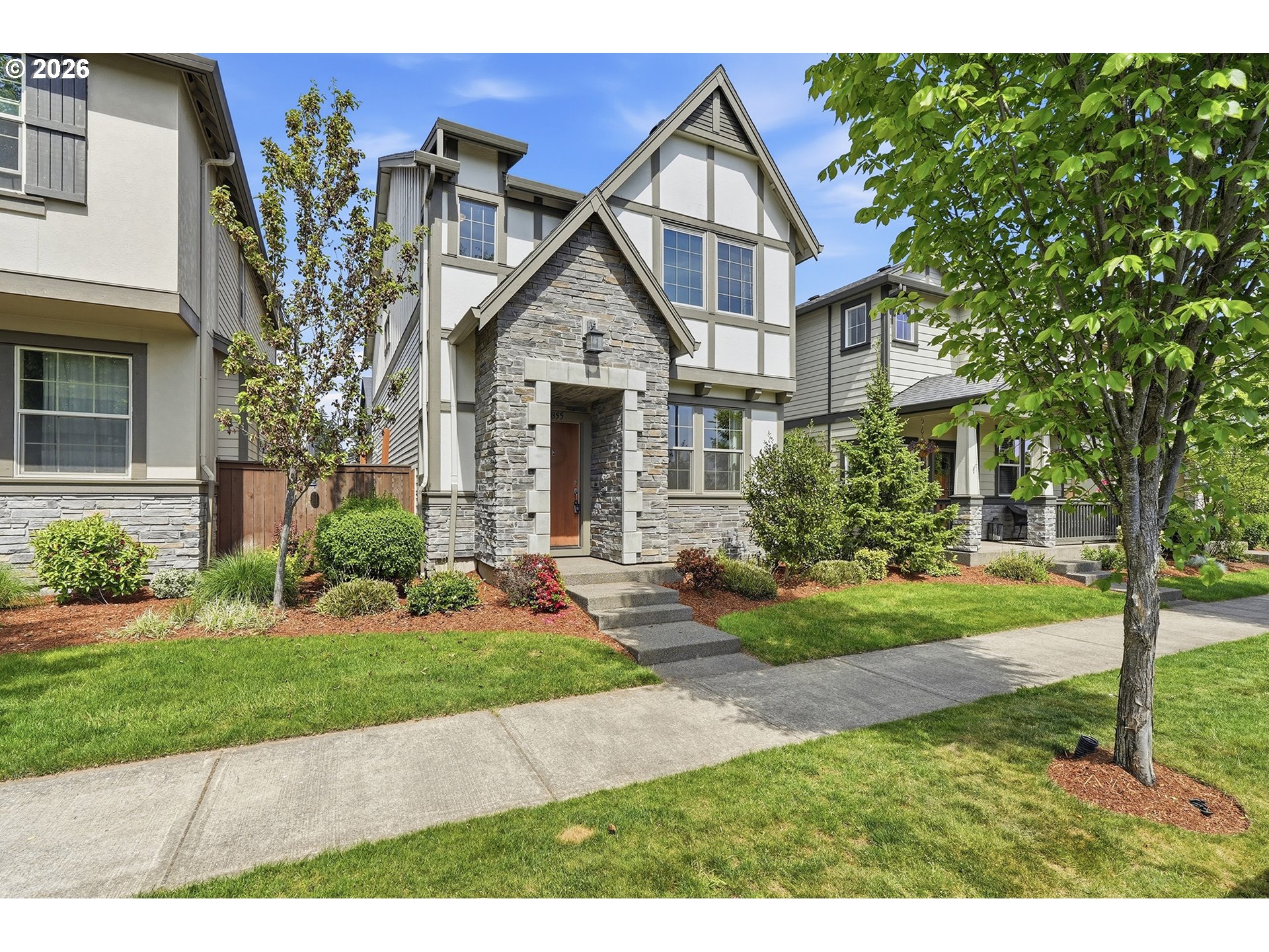 28355 VILLEBOIS DR, Wilsonville, OR 97070
