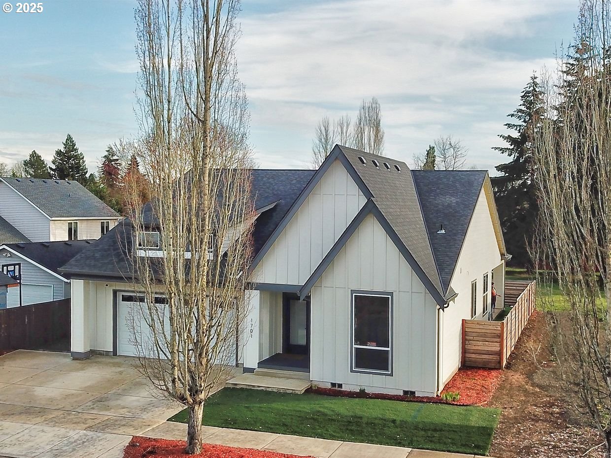 1701 ALPINE ST, Cornelius, OR 97113