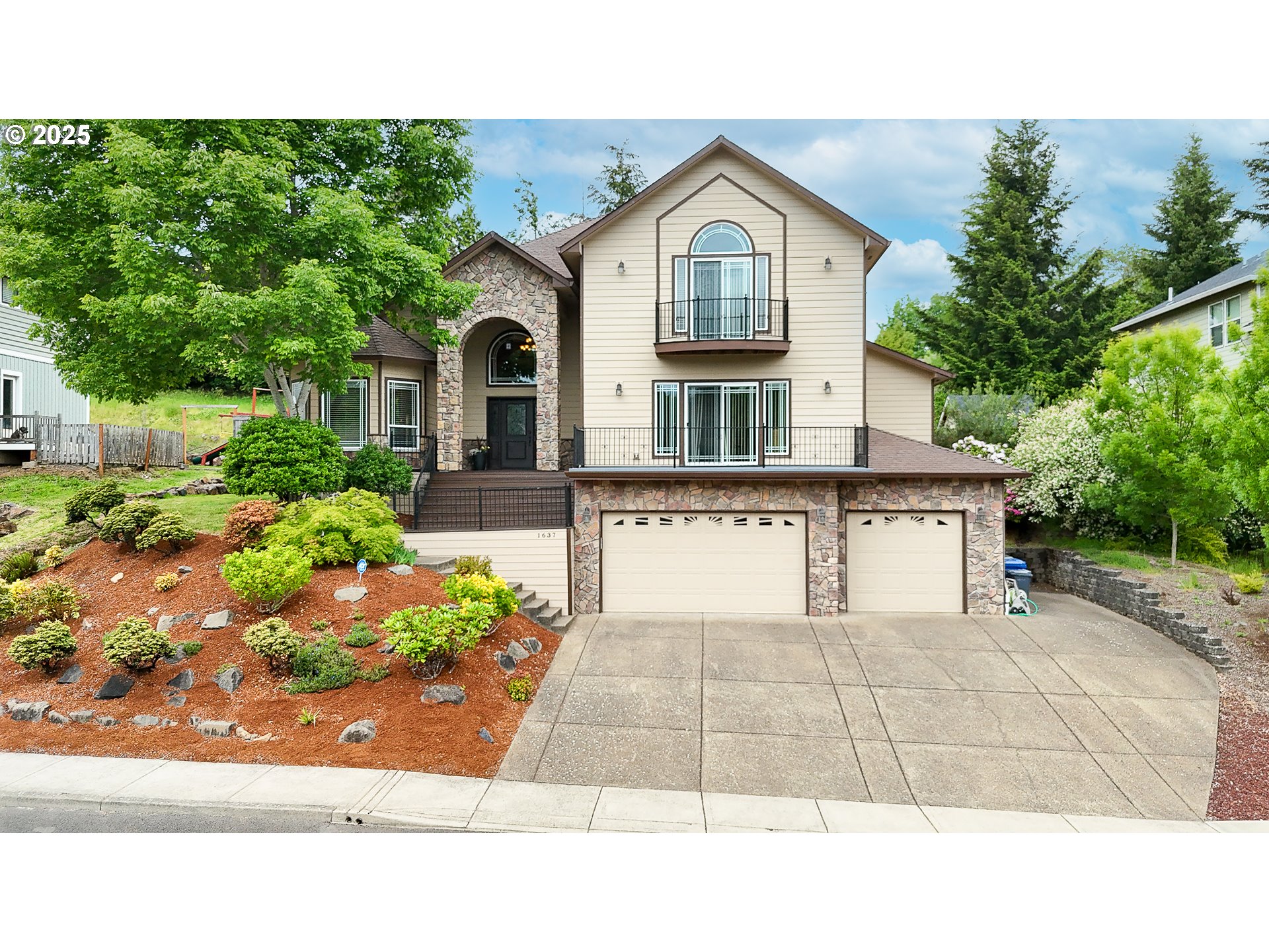 1637 PTARMIGAN ST, Salem, OR 97304