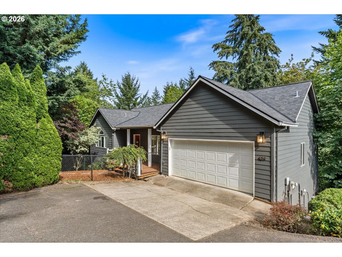 439 CEDAR CREEK LN, Estacada, OR 97023