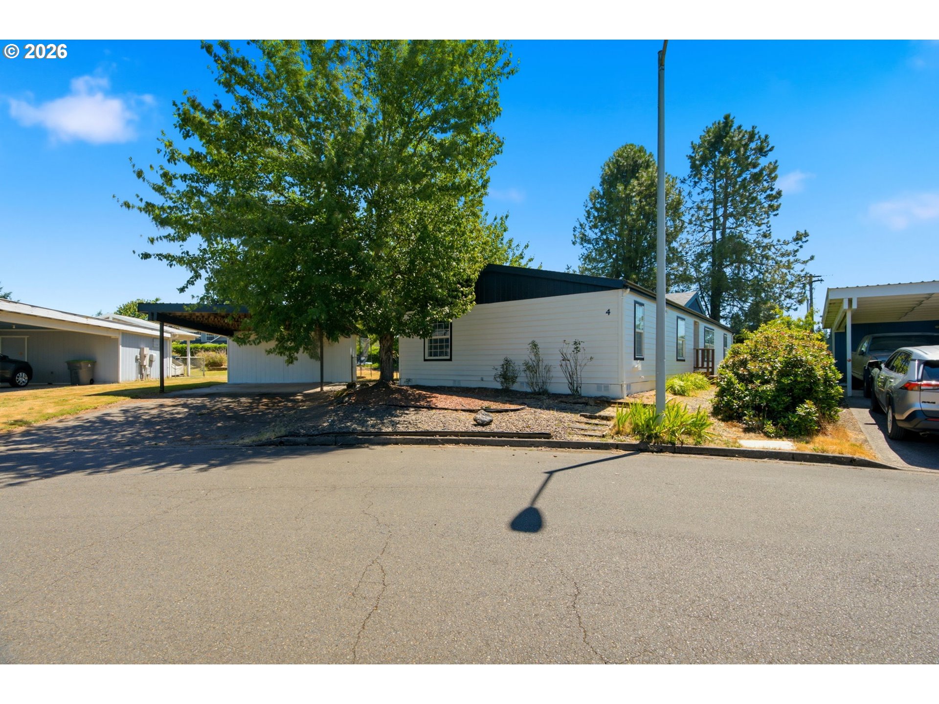 655 BURNETT RD, McMinnville, OR 97128