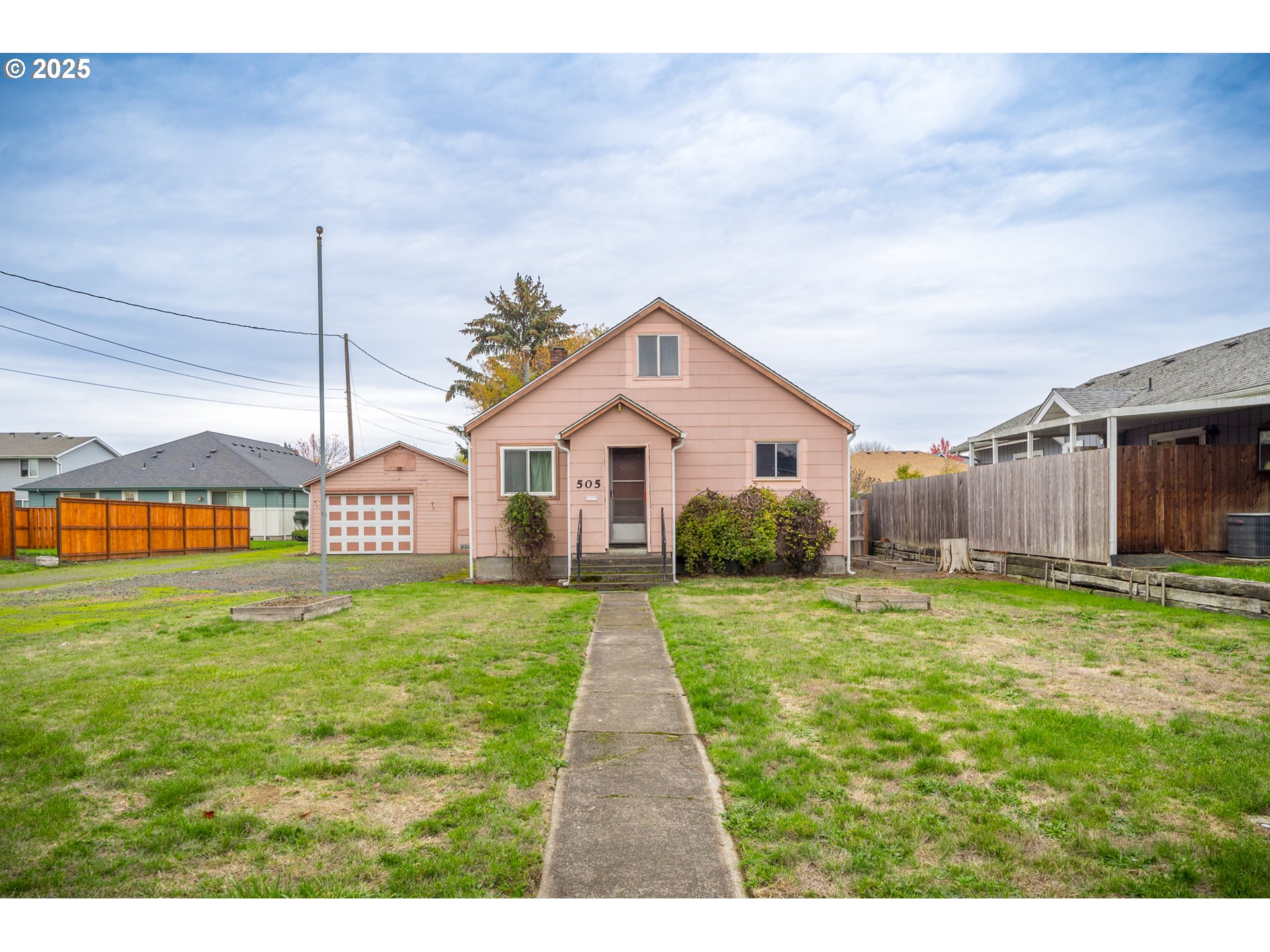 505 BROAD ST, Monmouth, OR 97361