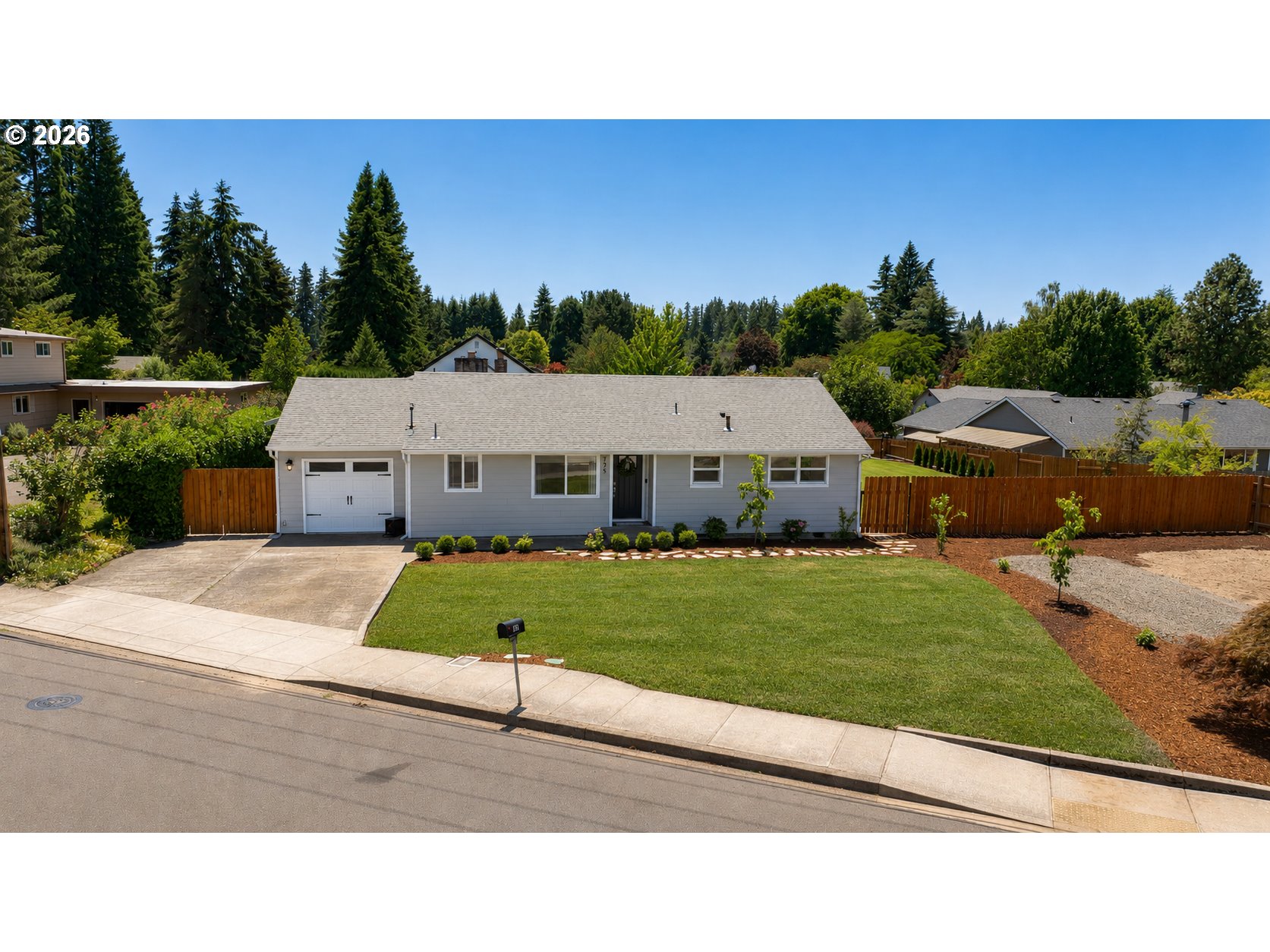 735 WALLACE RD, McMinnville, OR 97128
