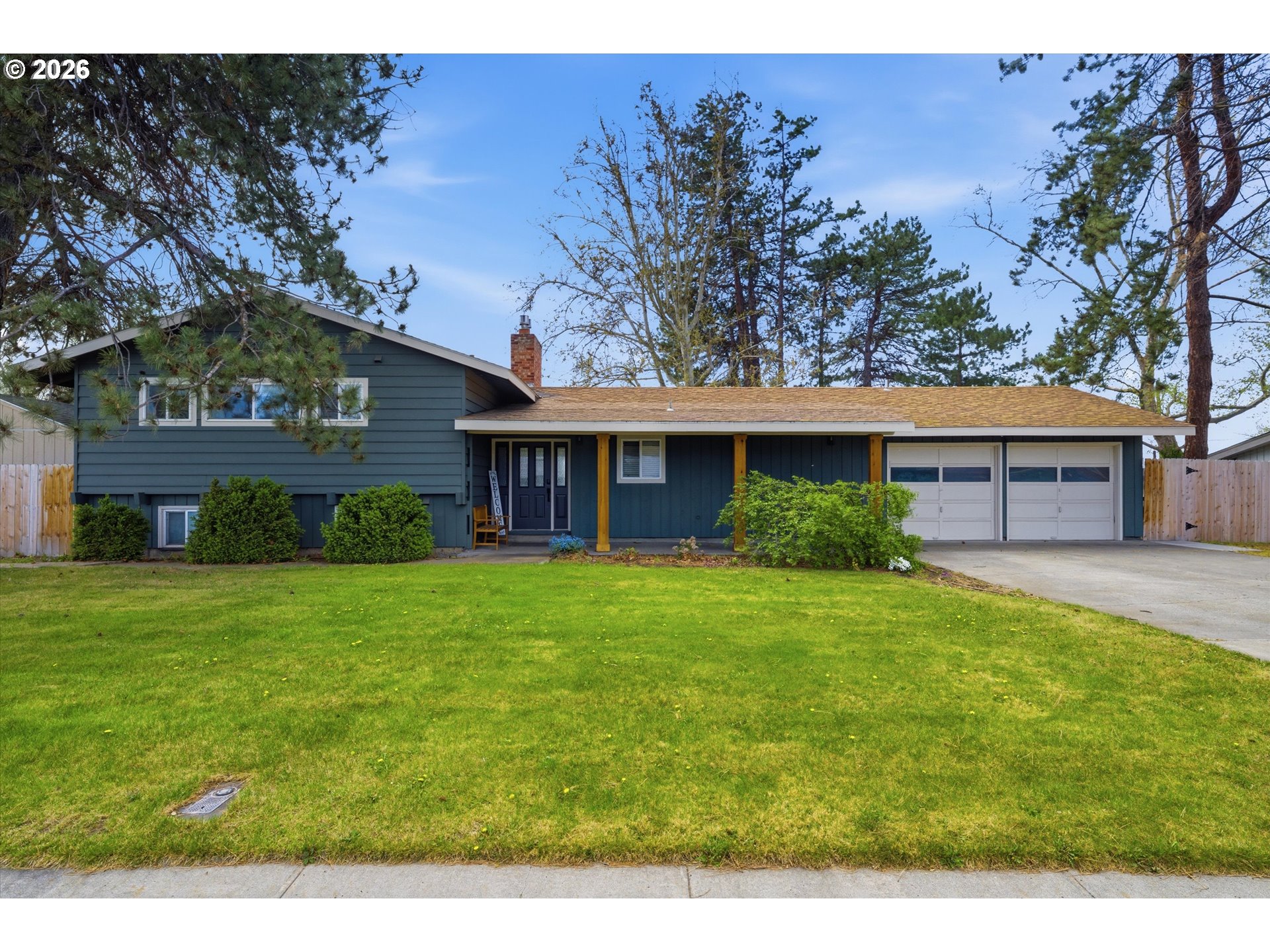 825 RIDGEWAY AVE, Hermiston, OR 97838