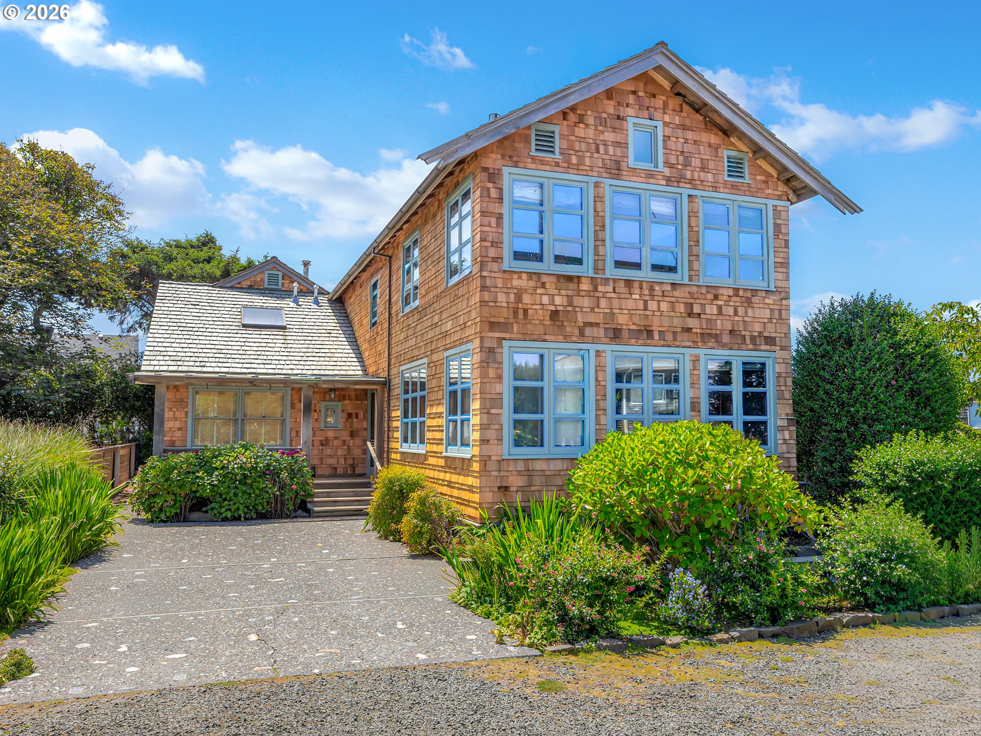 139 SURFCREST AVE, CannonBeach, OR 97110