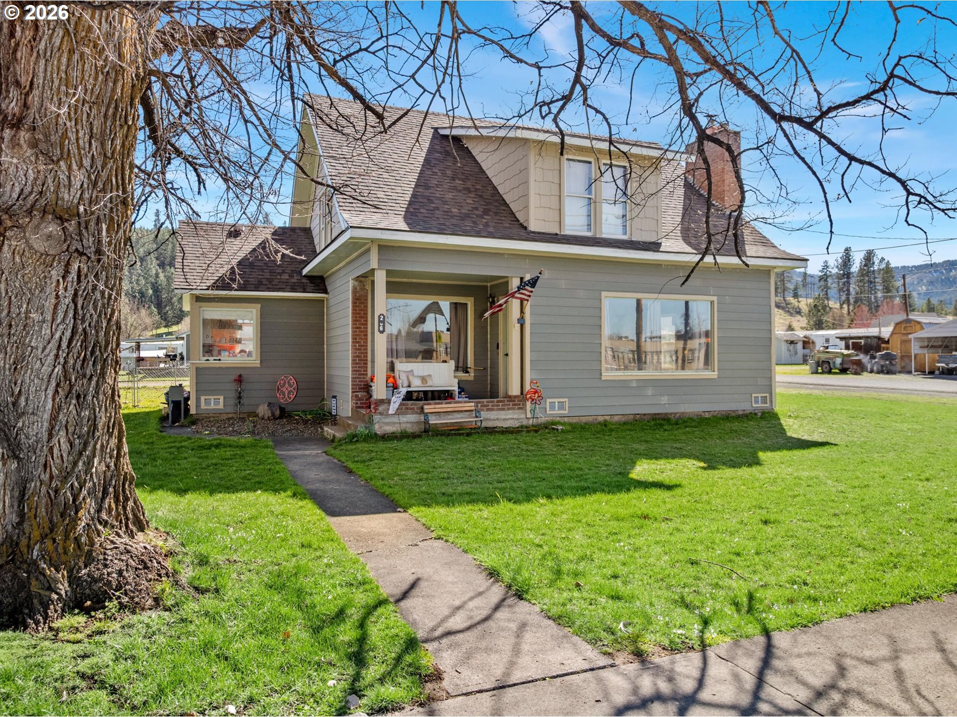 206 1ST ST, Wallowa, OR 97885