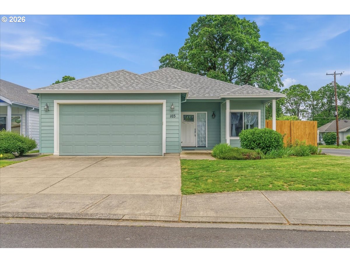 103 AVA CT, StHelens, OR 97051