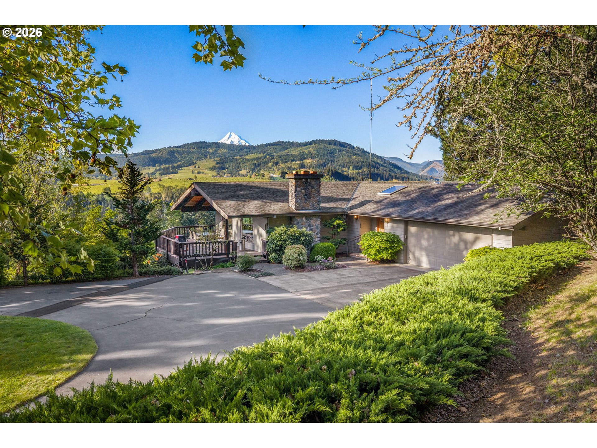 2250 RIVERDALE RD, HoodRiver, OR 97031