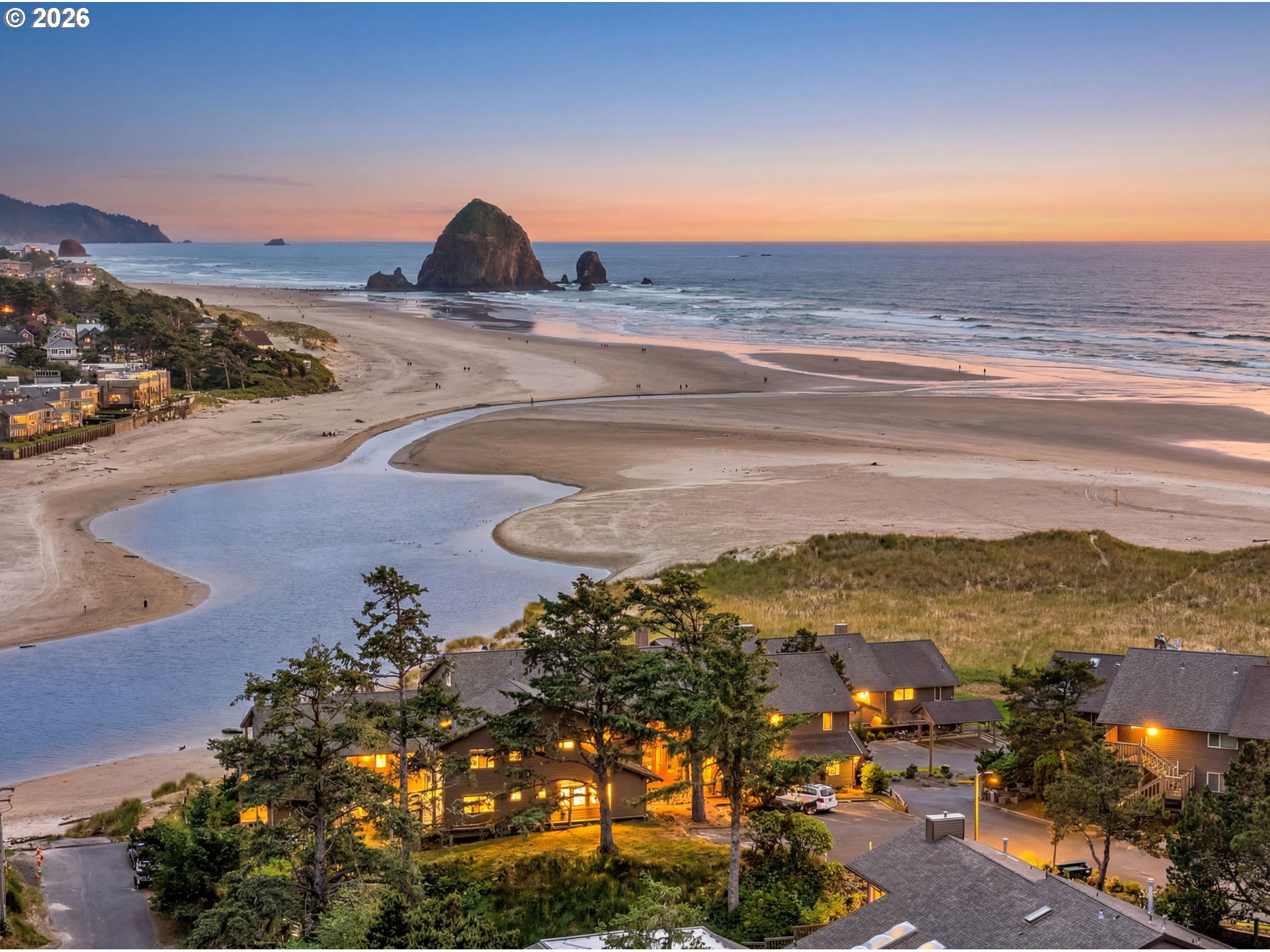 355 BREAKER POINT DR, CannonBeach, OR 97110