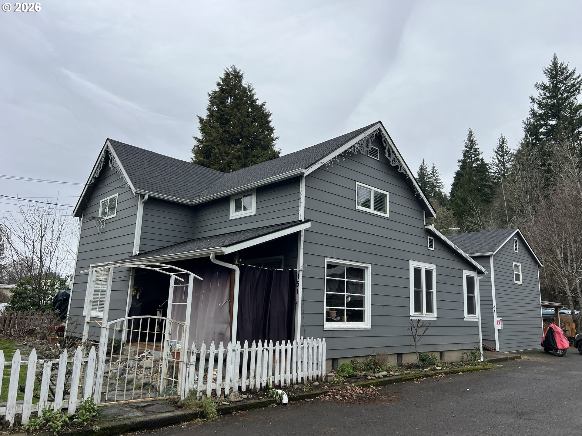 133 ALDER ST, MillCity, OR 97360