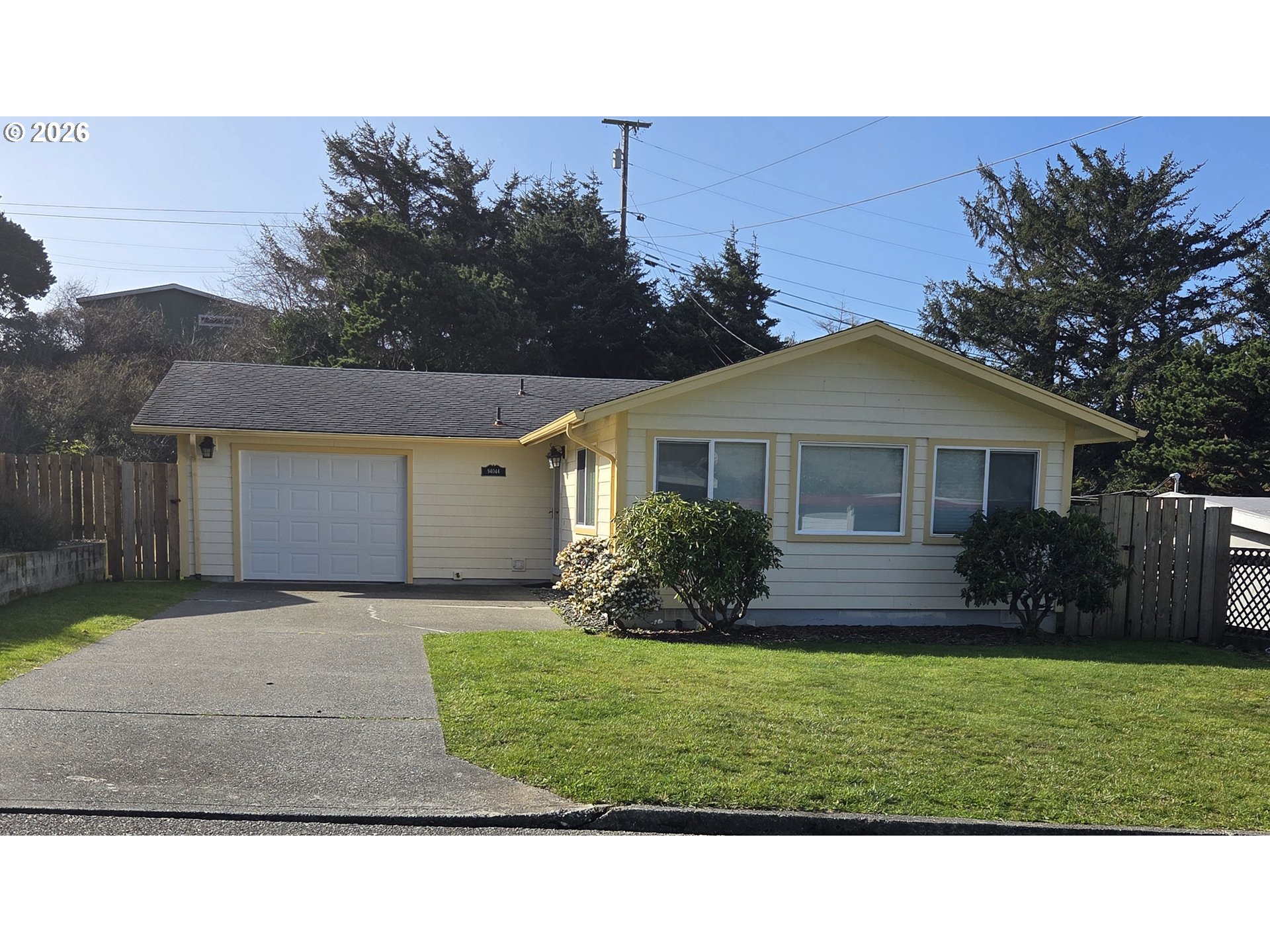 94044 AZALEA LN, GoldBeach, OR 97444