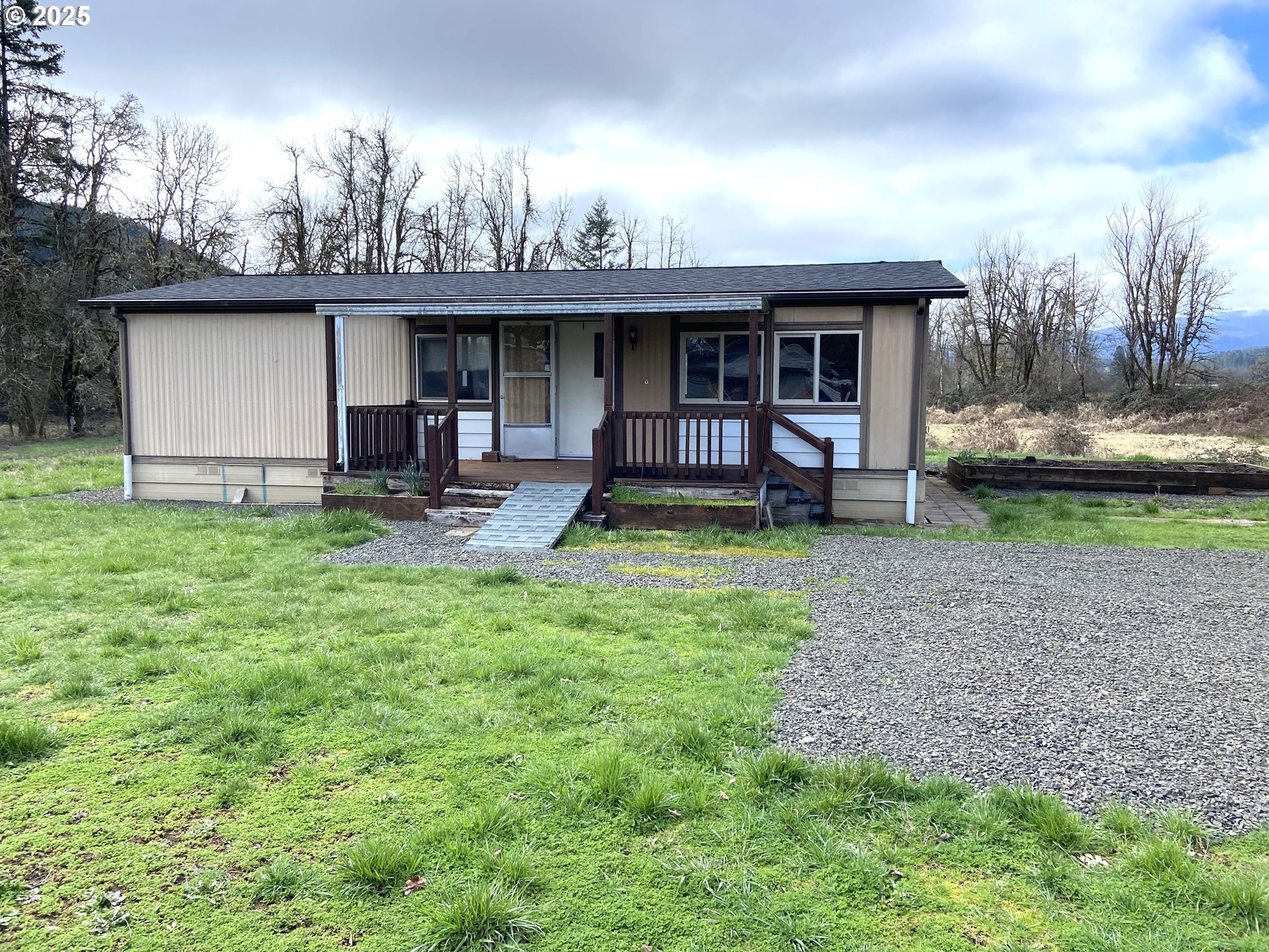 92020 MAPLE LN, Springfield, OR 97478