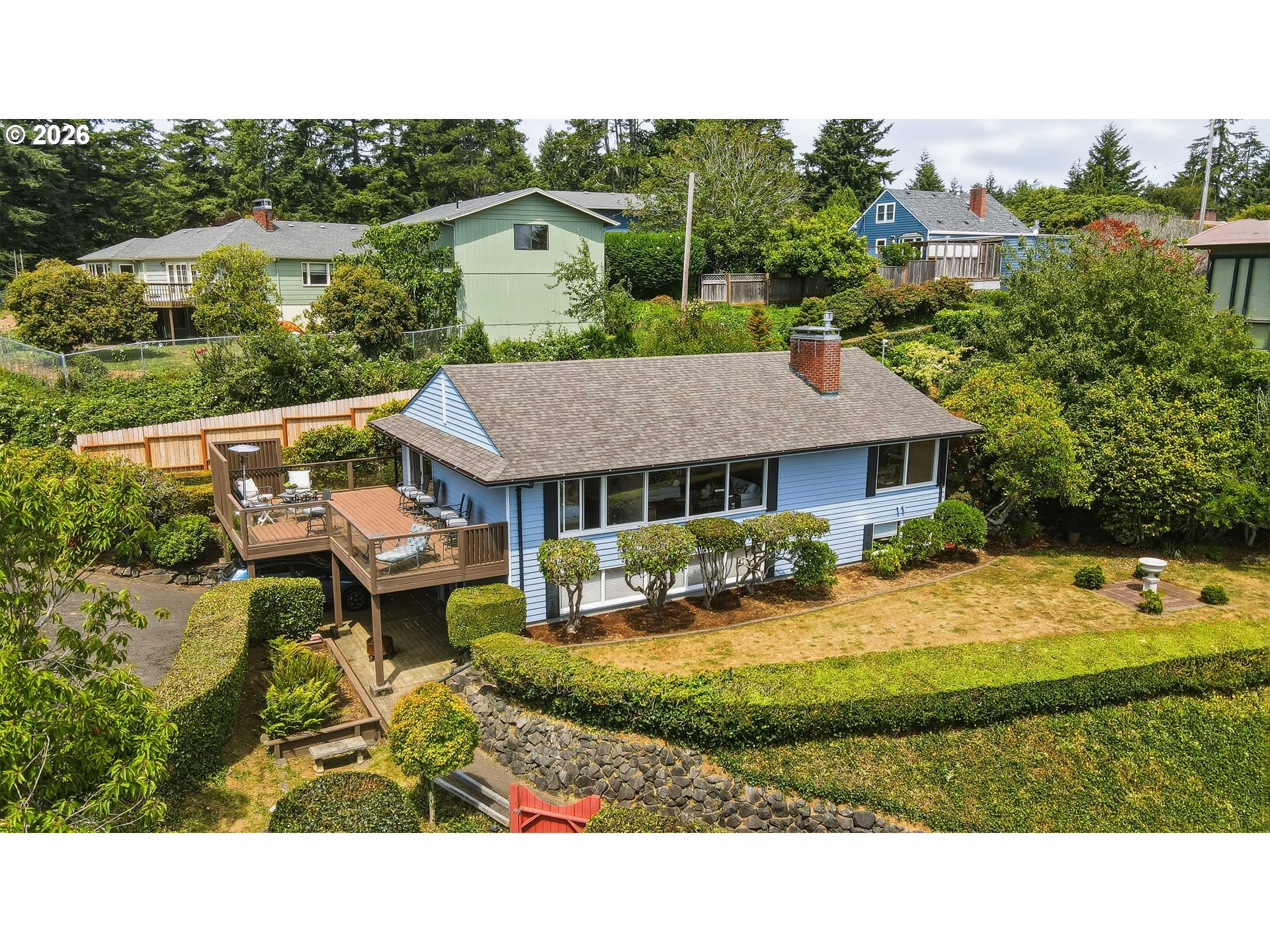 1037 10TH ST, CoosBay, OR 97420