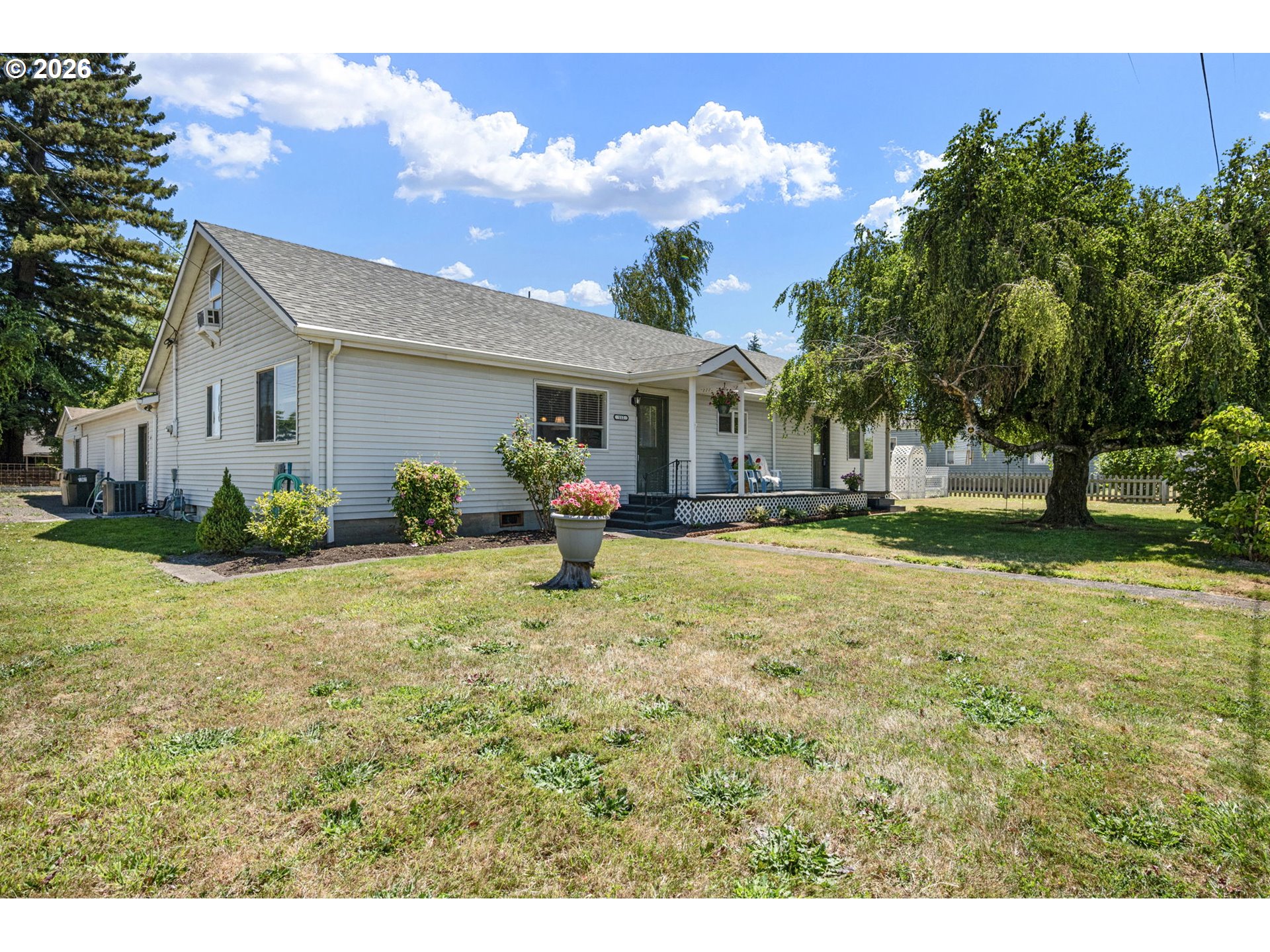112 2ND ST, Halsey, OR 97348
