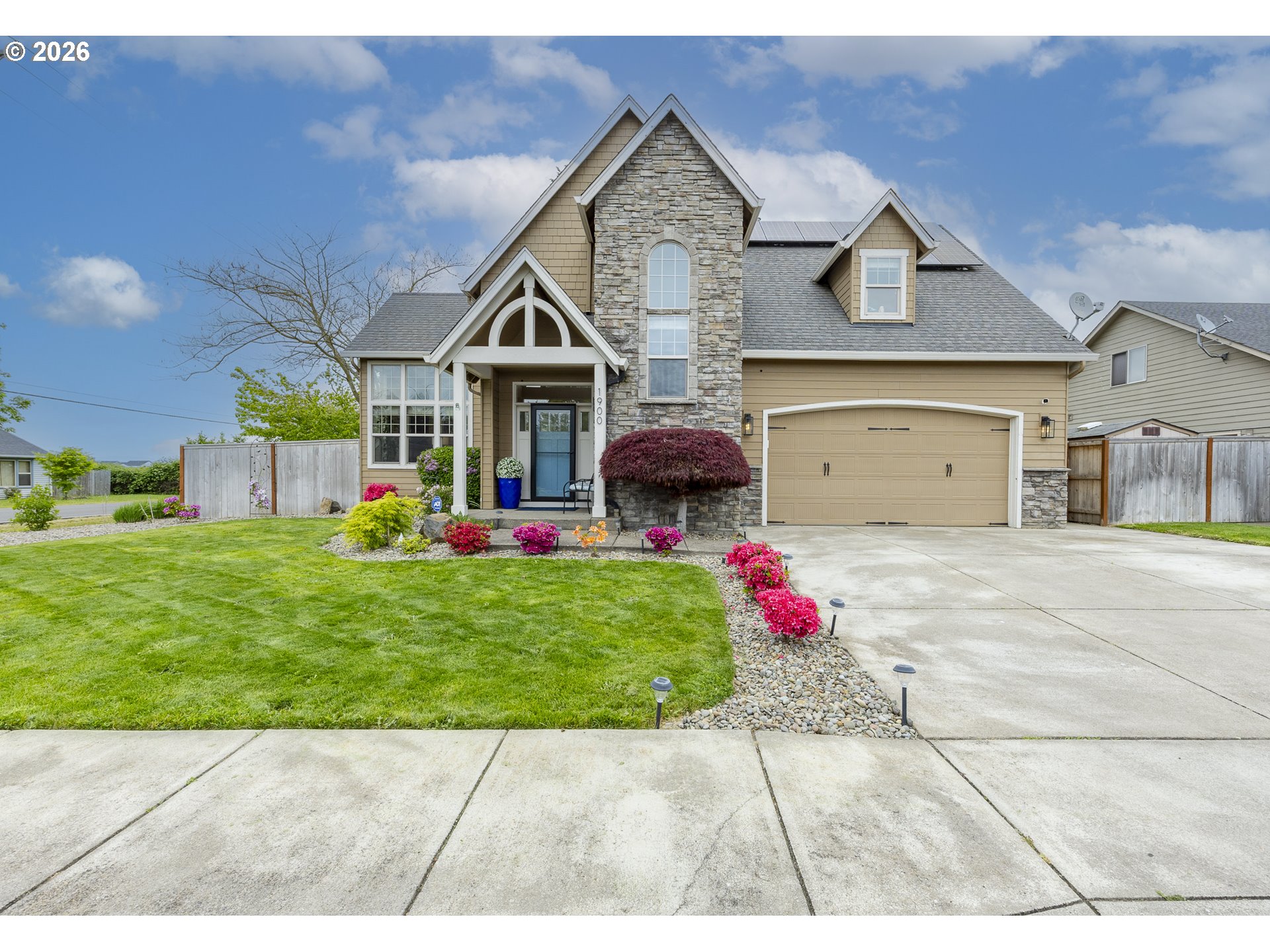 1900 4TH AVE, JunctionCity, OR 97448