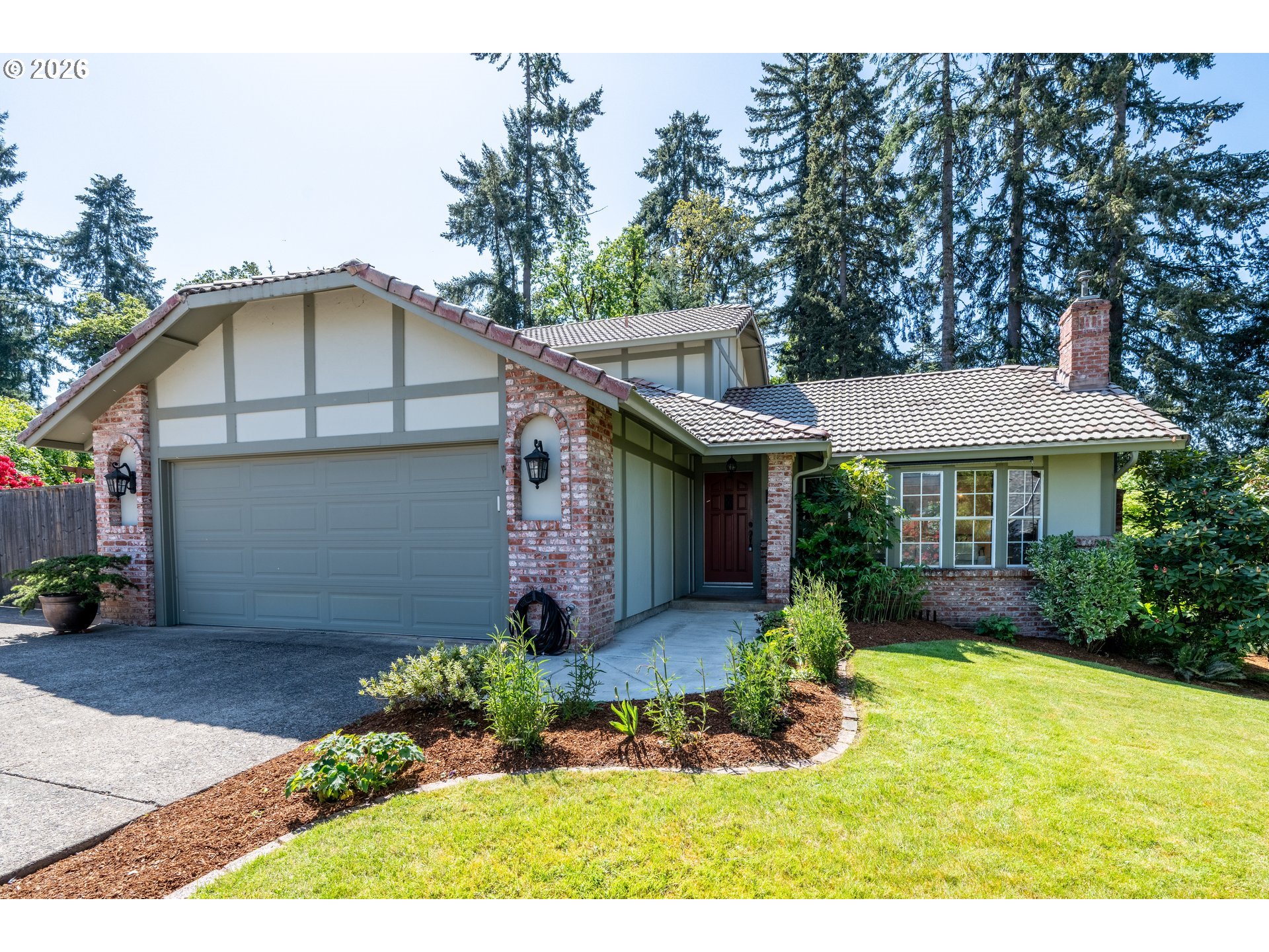 508 CASCADE DR, Springfield, OR 97478