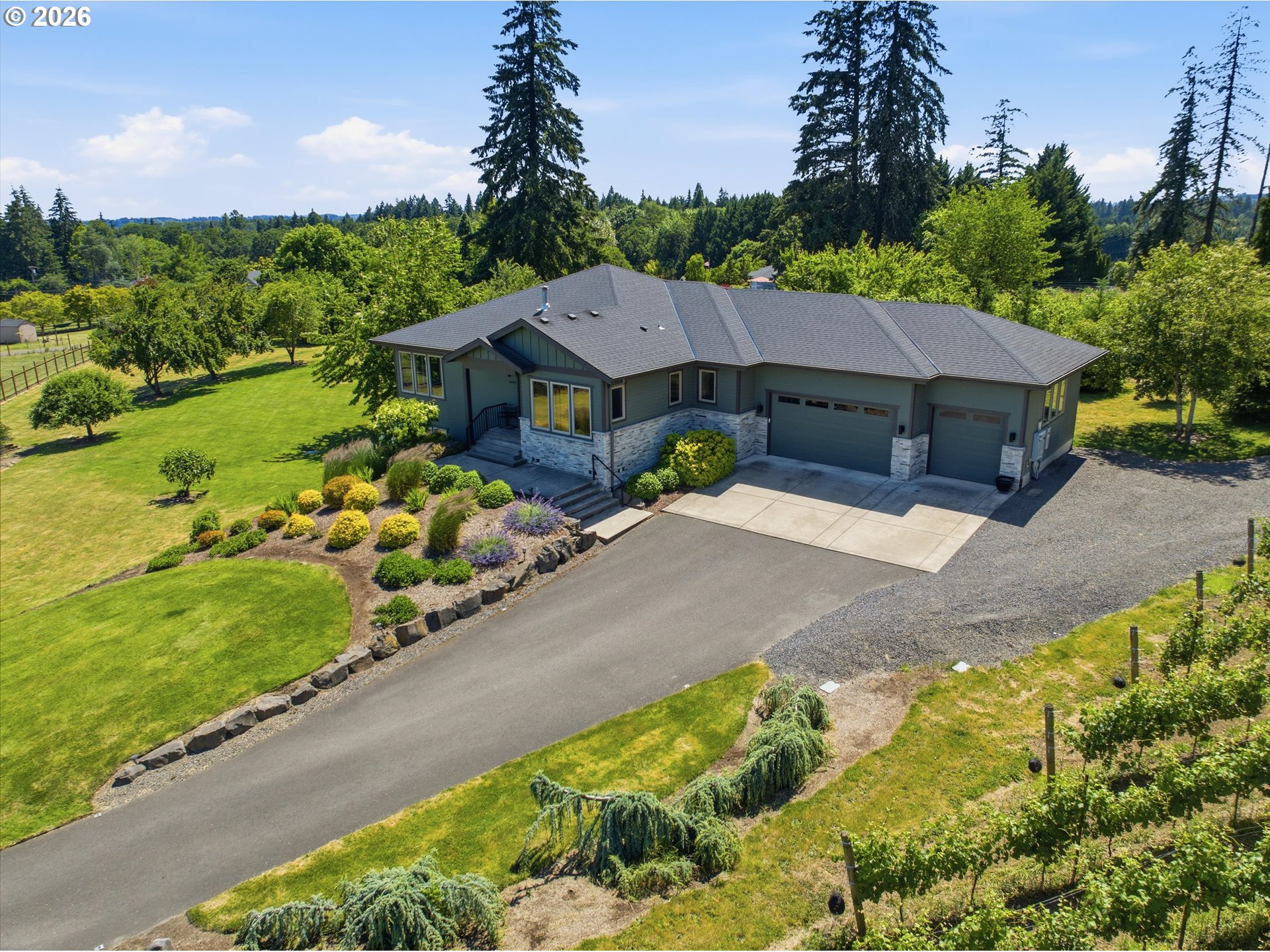 24450 ROMAN LN, Newberg, OR 97132