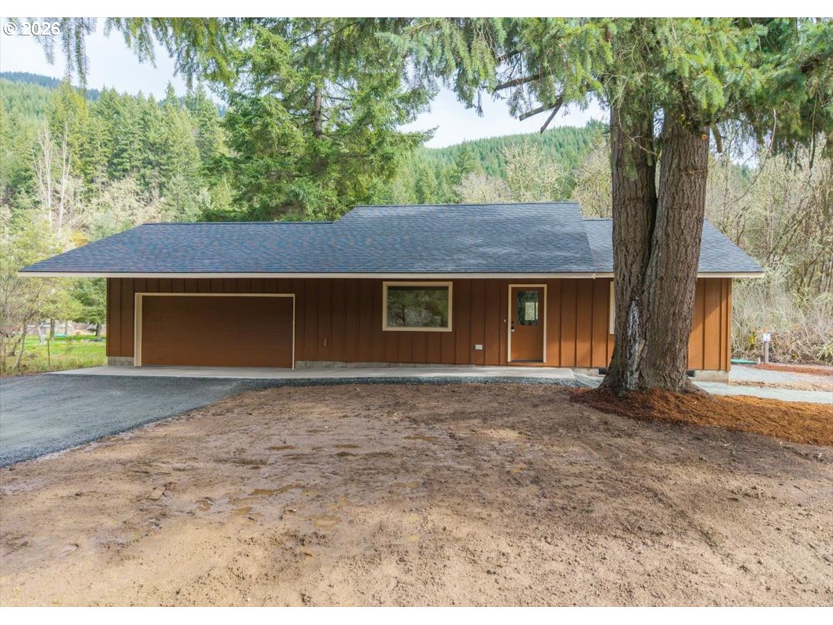 37875 ROW RIVER RD, Dorena, OR 97434