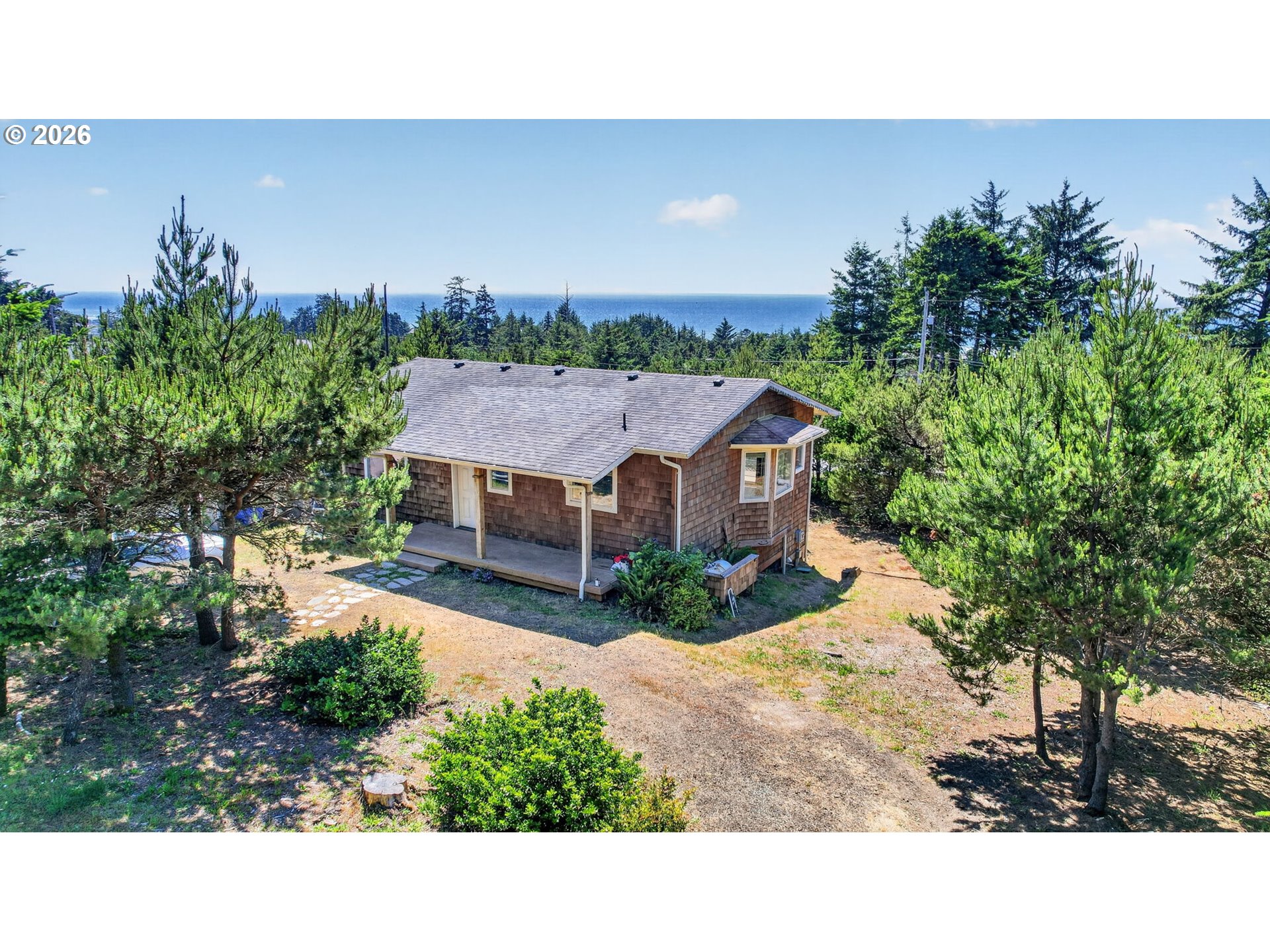1902 CEDAR CREST PL, Waldport, OR 97394