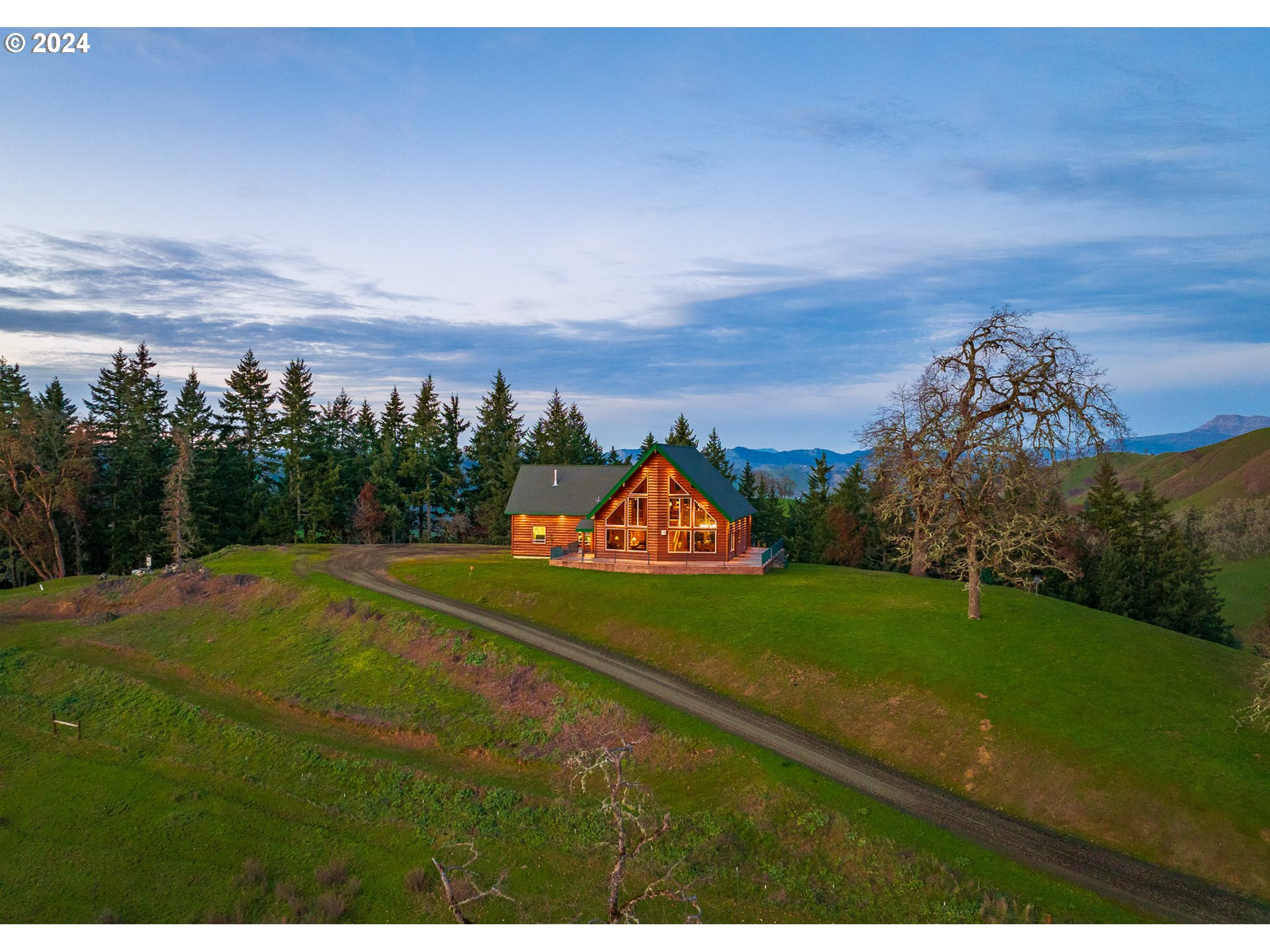 10181 UMPQUA HWY, Roseburg, OR 97470